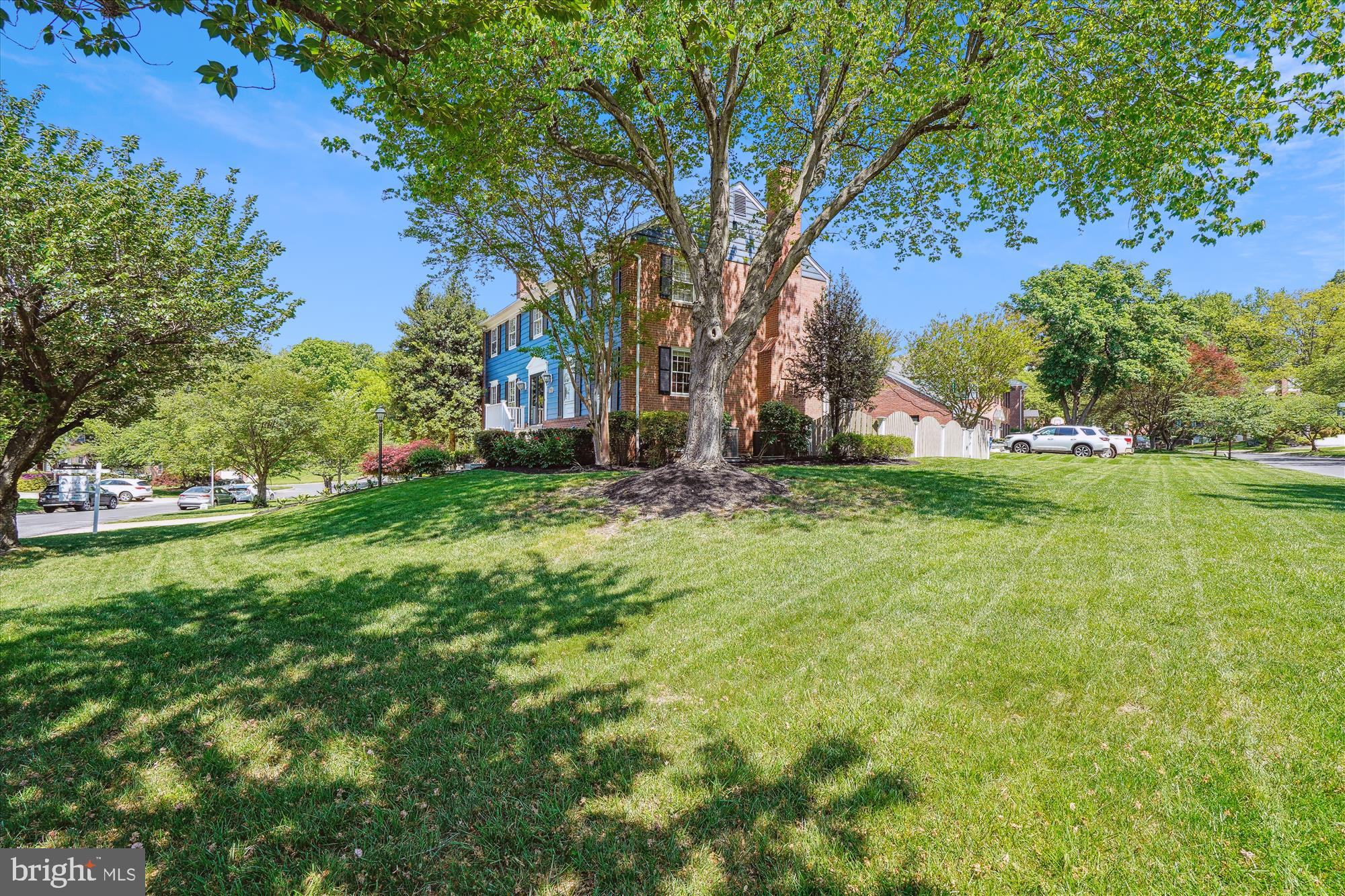 MONTROSE WOODS - Residential