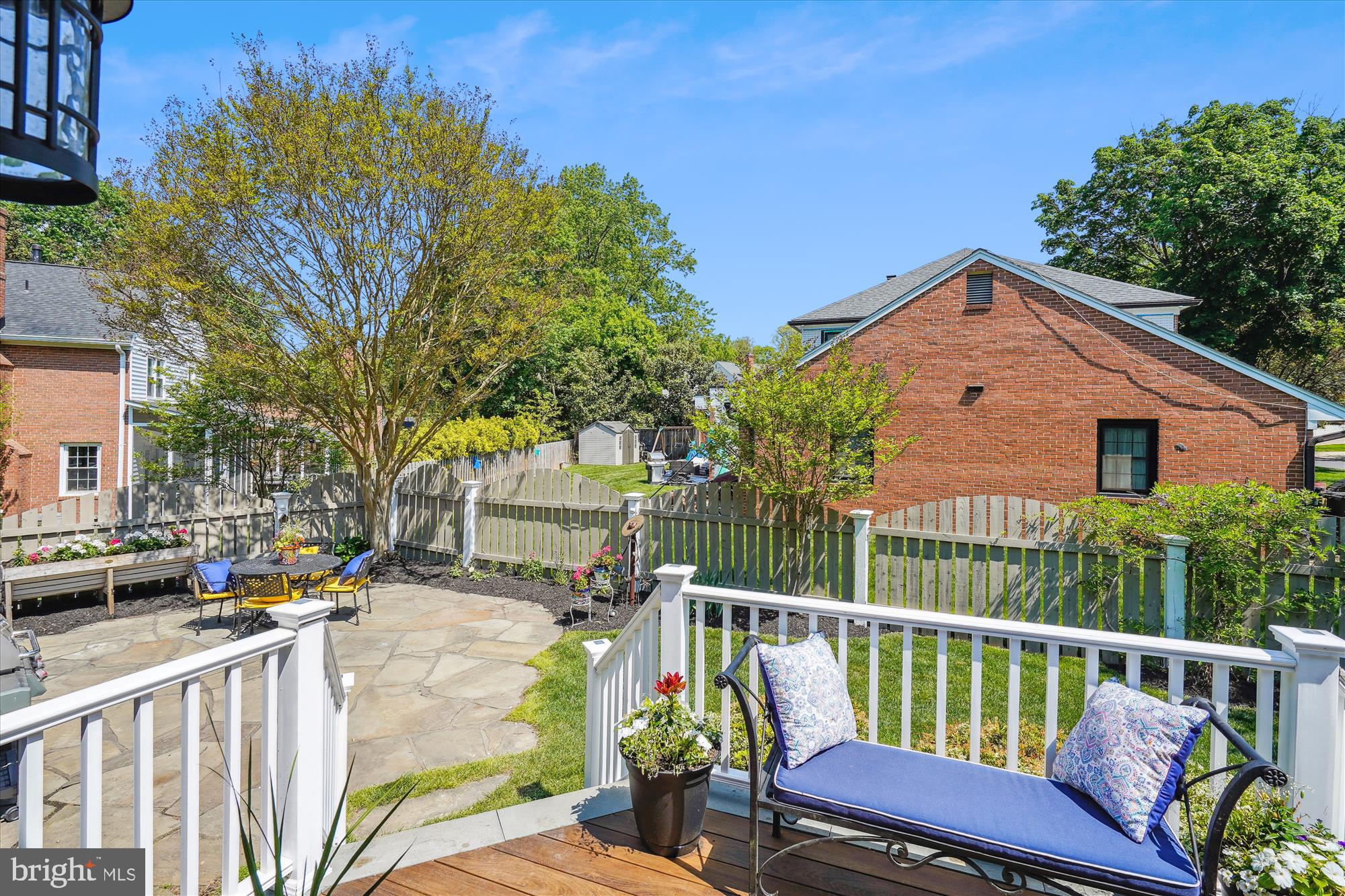 MONTROSE WOODS - Residential