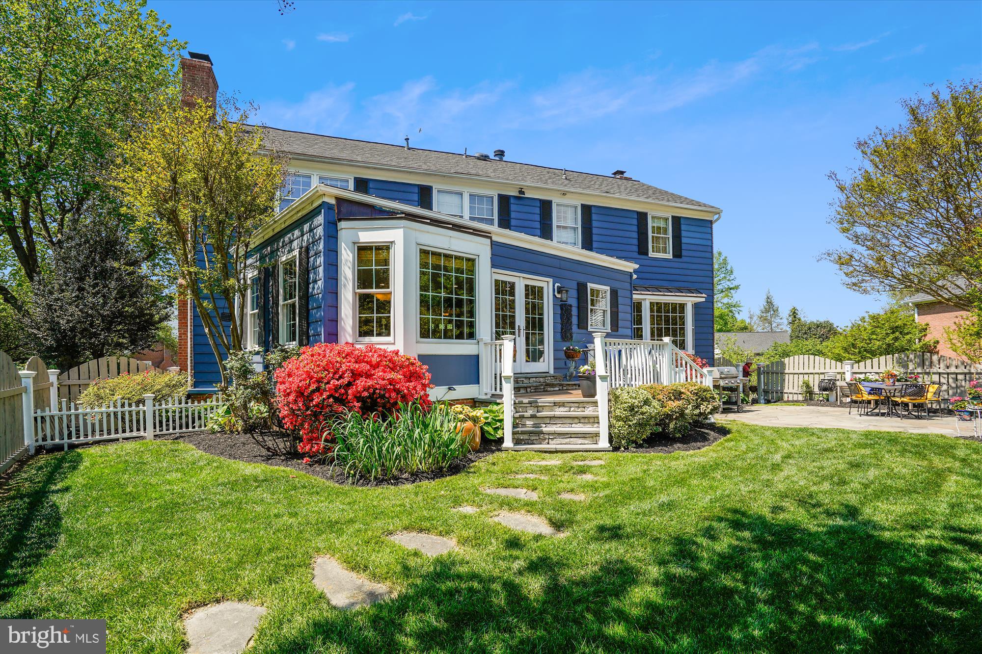 MONTROSE WOODS - Residential