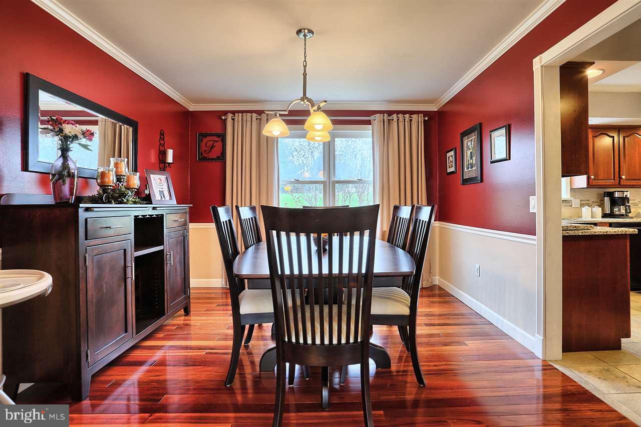 SAMPLE BRIDGE ESTATES - Residential