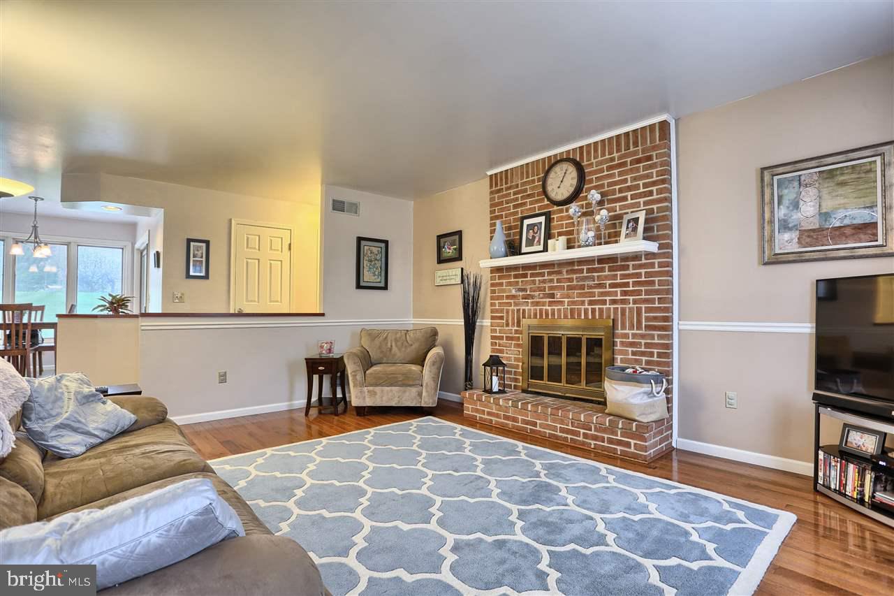 SAMPLE BRIDGE ESTATES - Residential