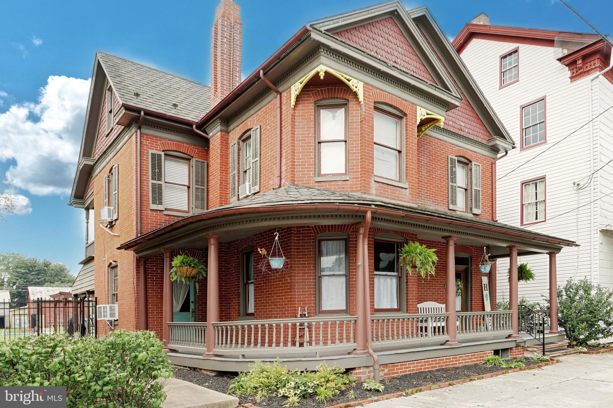 EAST BERLIN BOROUGH - Residential