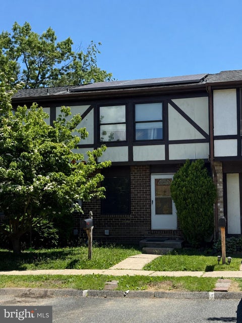 Townhouse For Sale - 4 W Orange Court<br/> BALTIMORE, MD 21234
