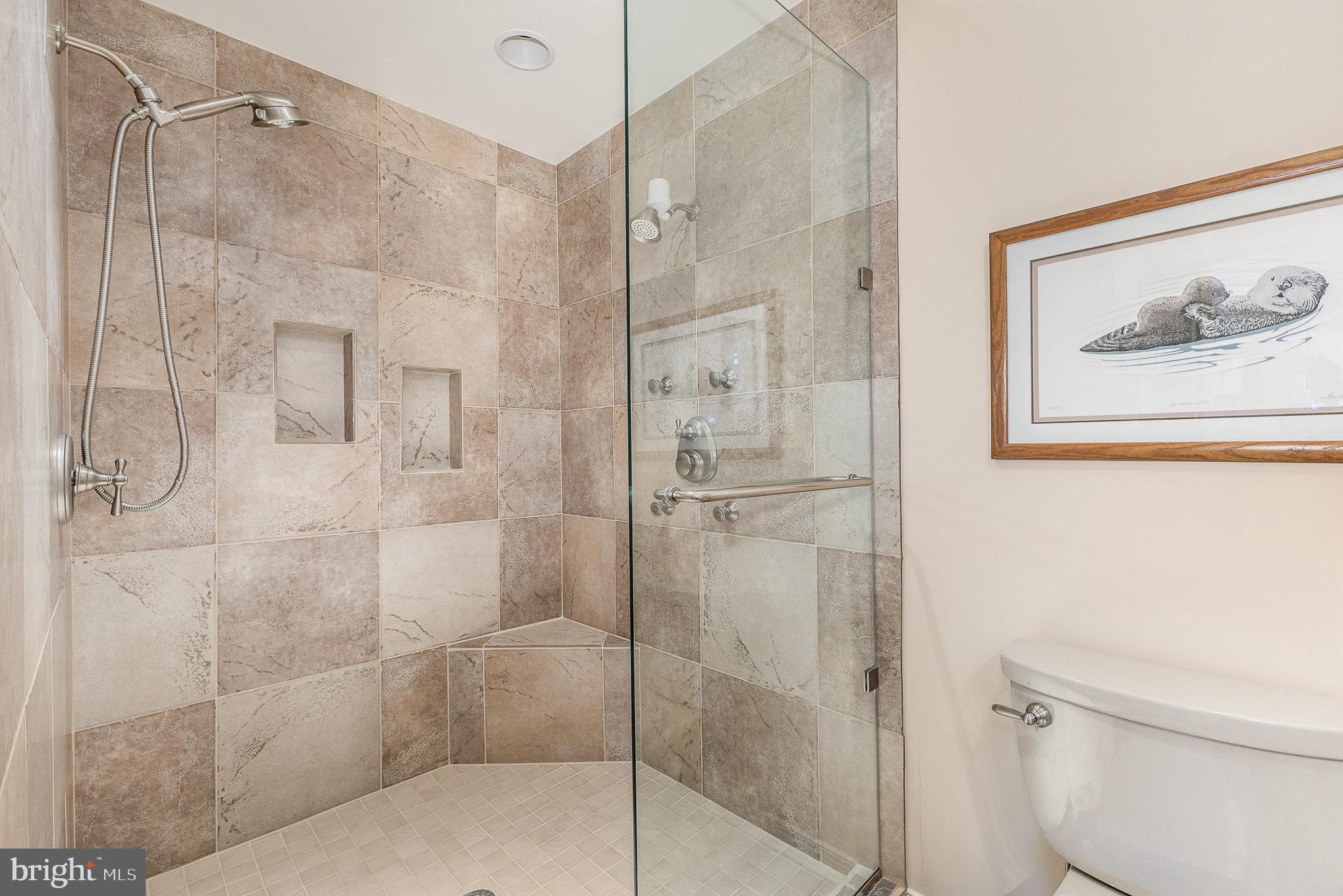 OAKMONT - Residential