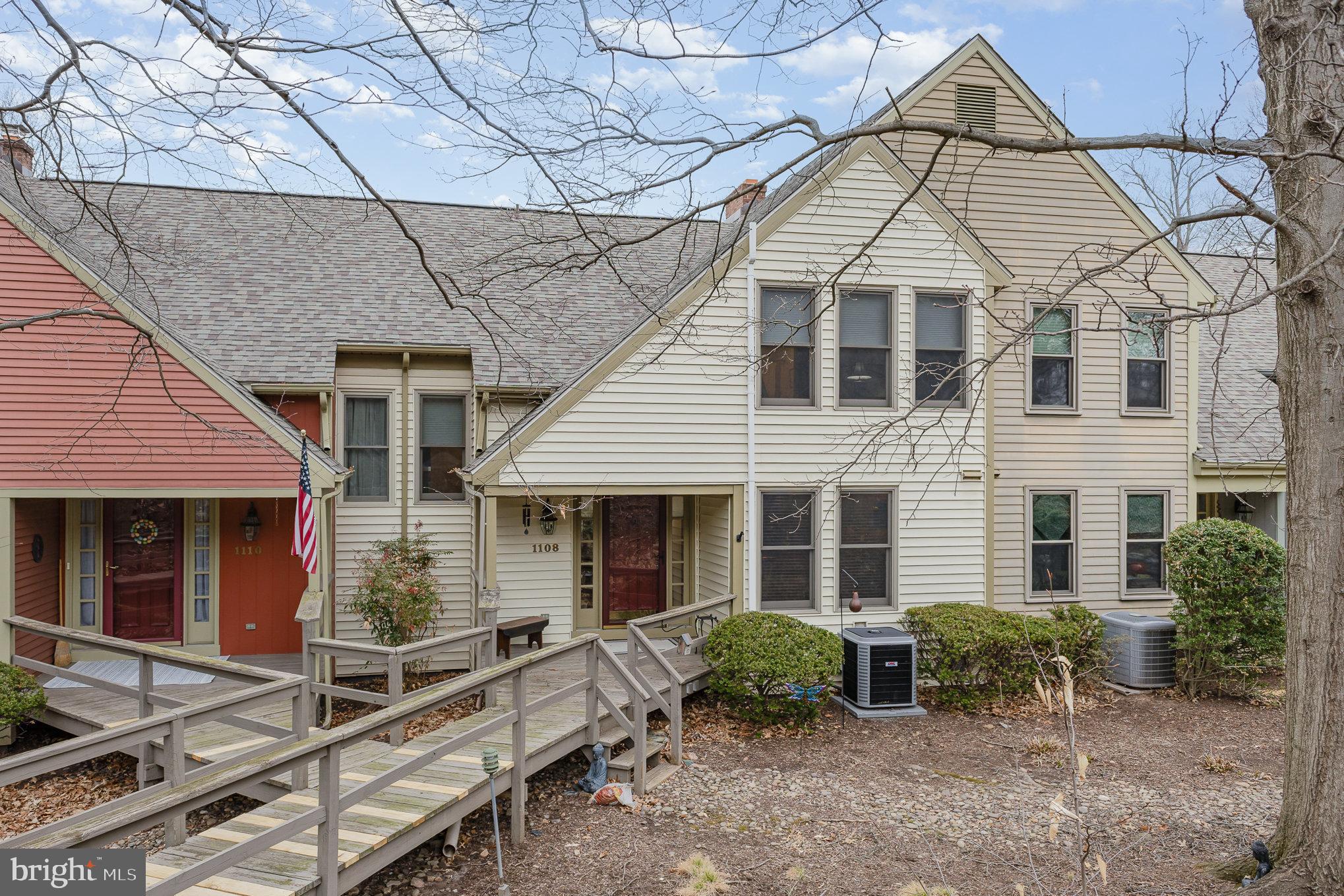 OAKMONT - Residential