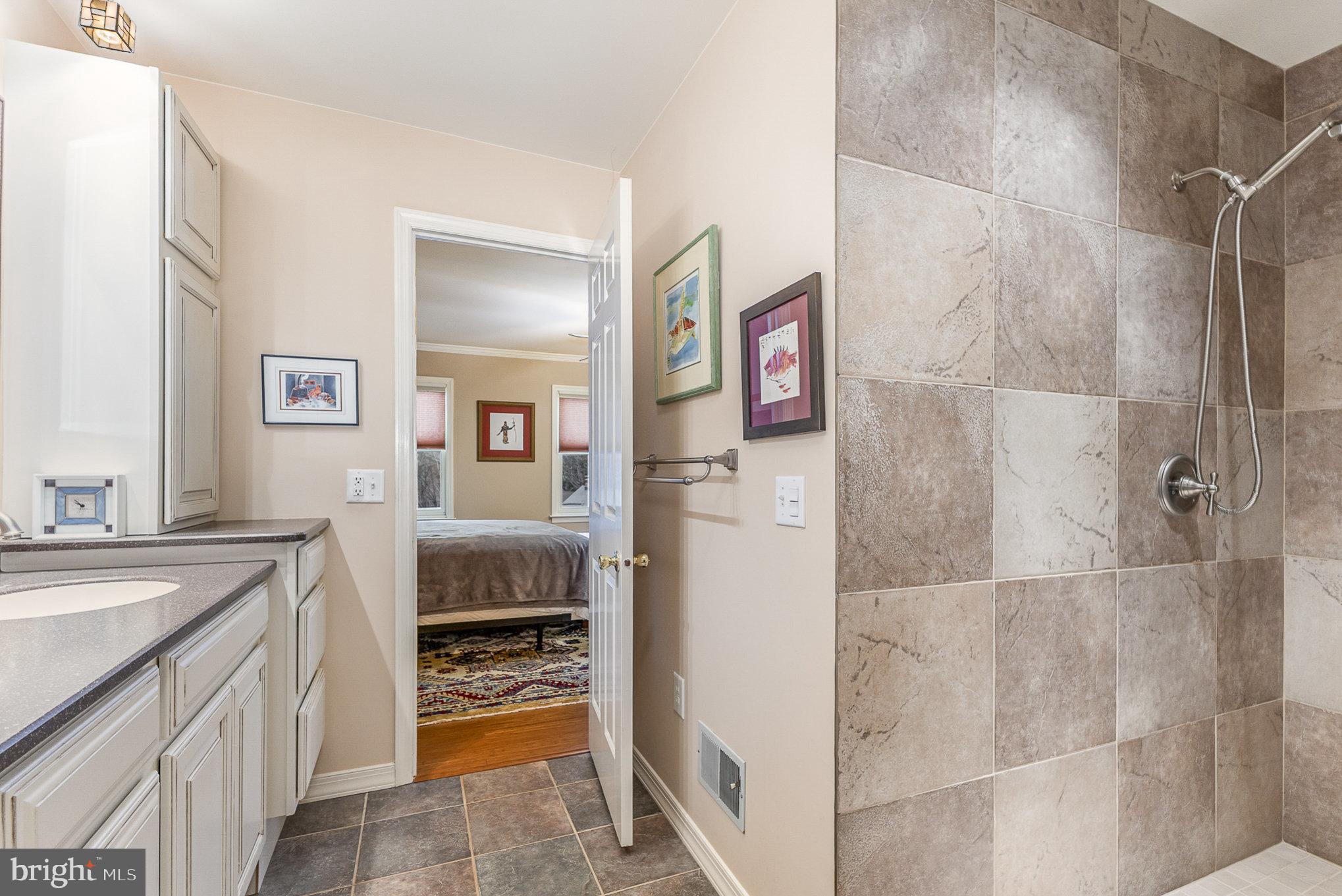 OAKMONT - Residential