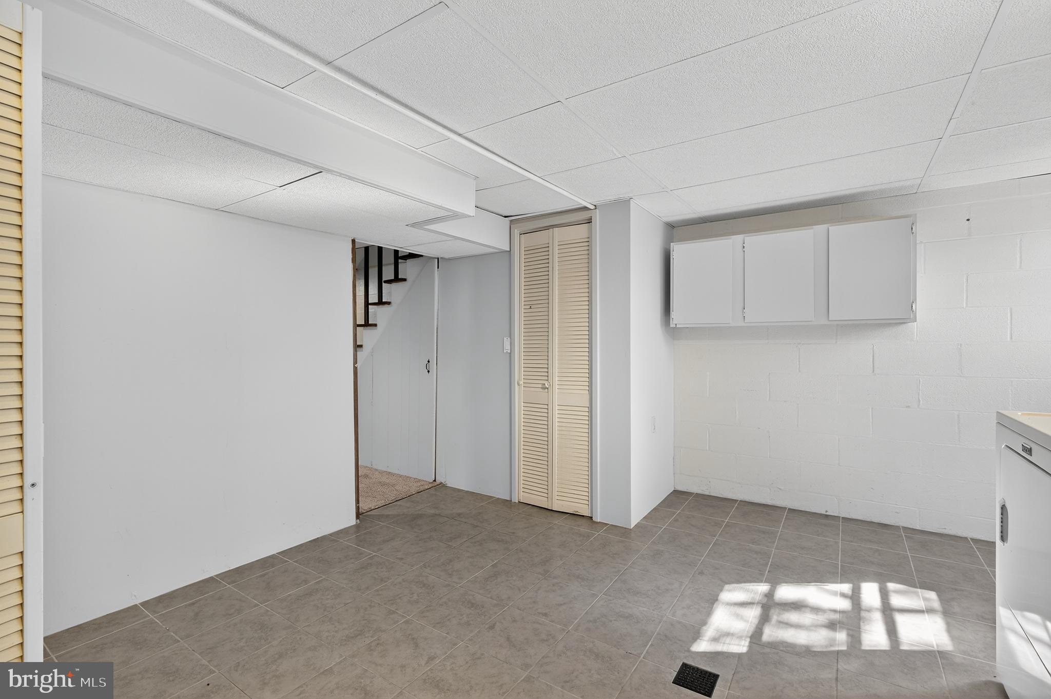 MILLERSVILLE BOROUGH - Residential Lease