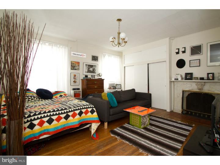 RITTENHOUSE SQUARE - Residential Income