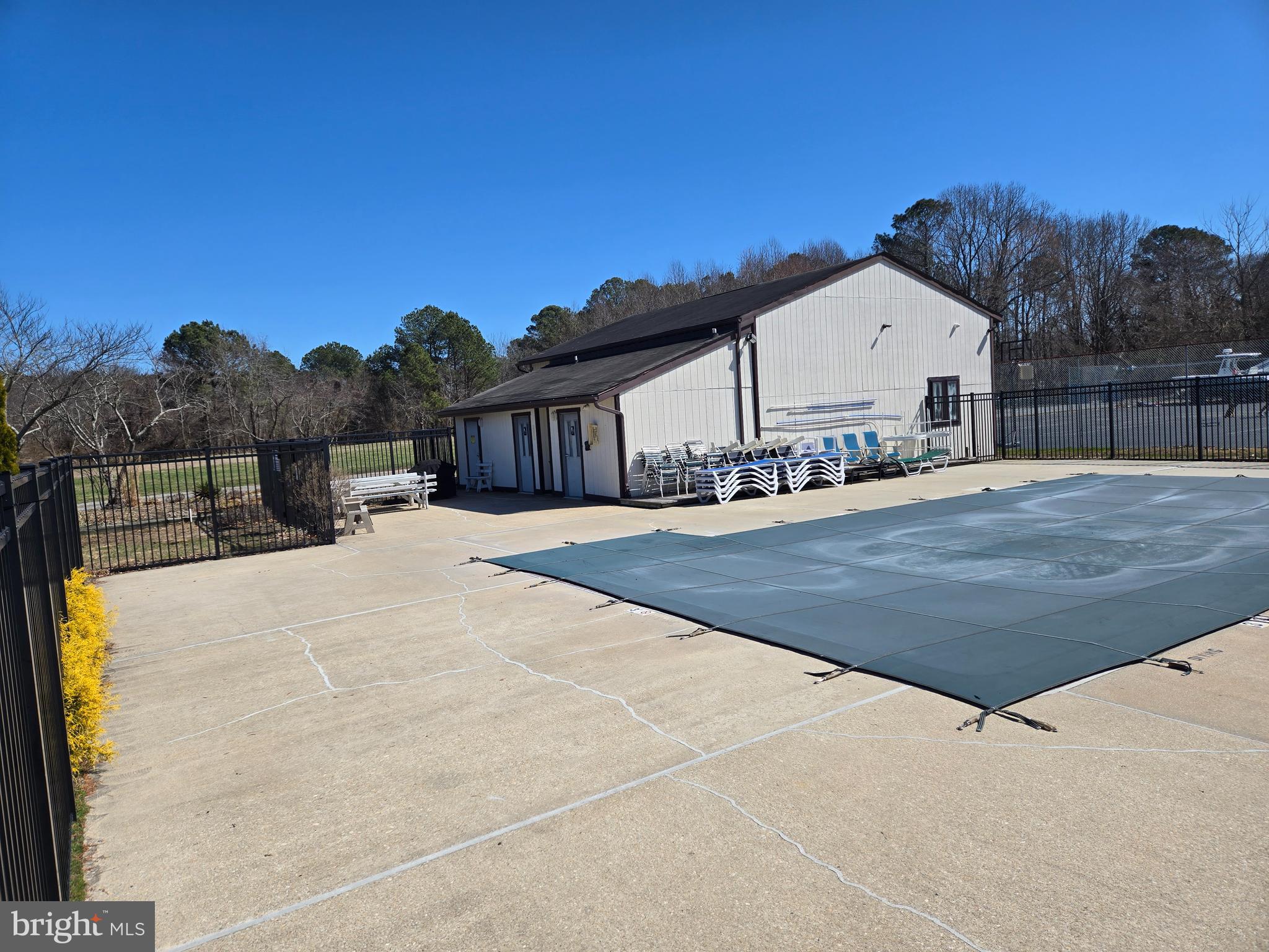 ST MARTINS BY THE BAY - Residential