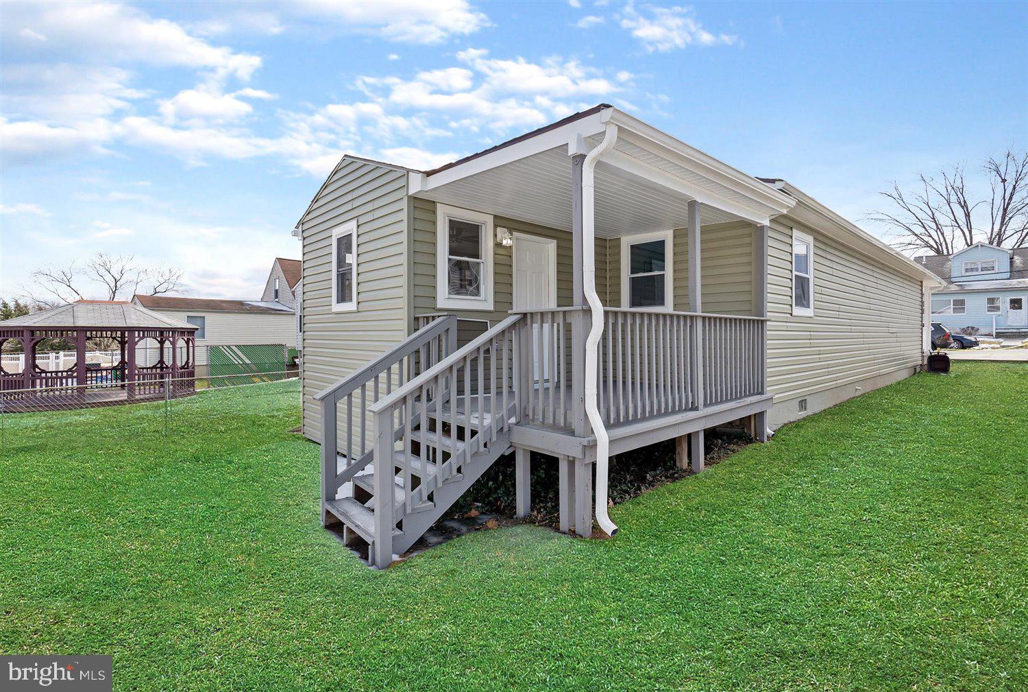 ROSEMONT - Residential