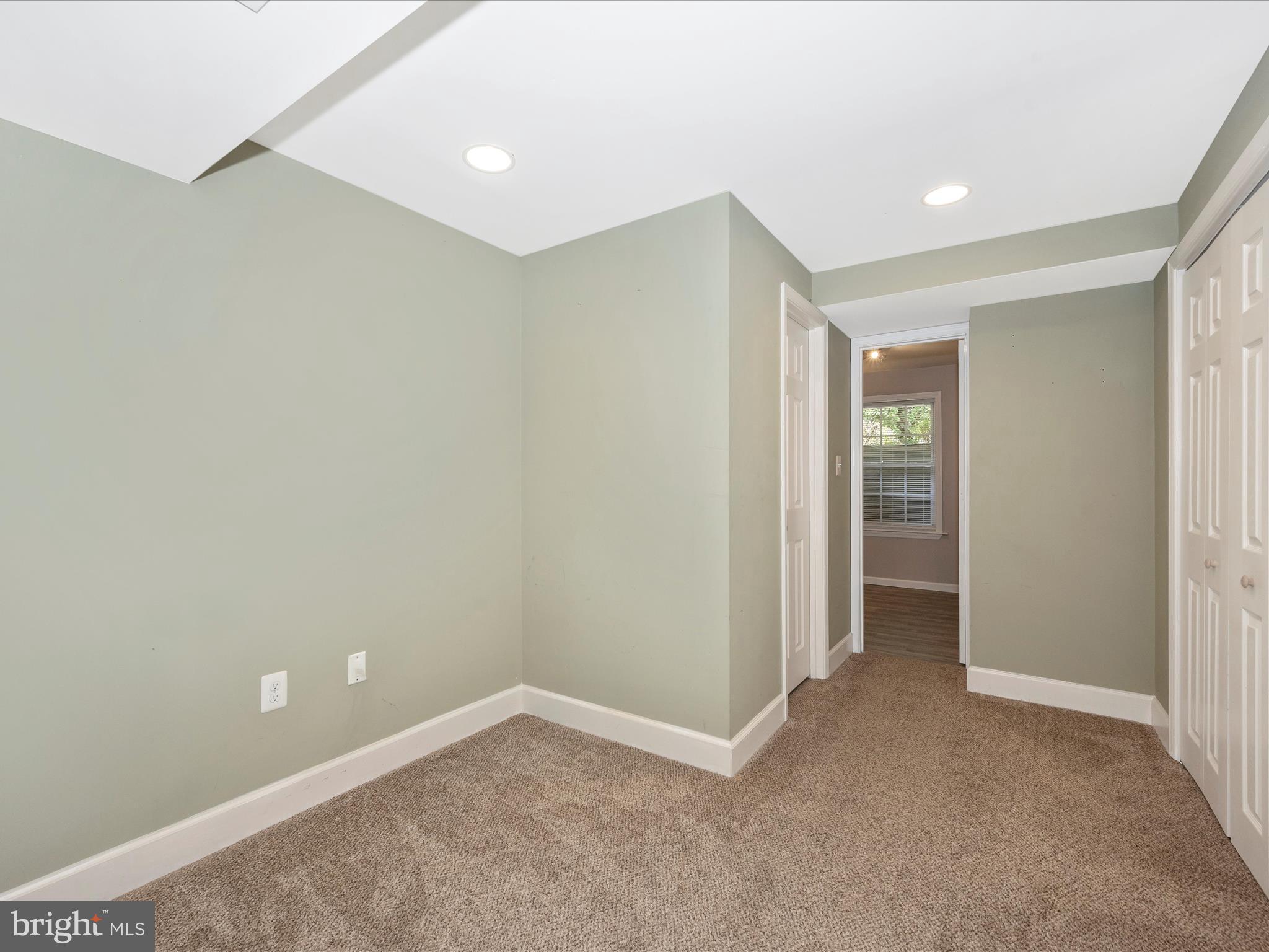 DEARBOUGHT - Residential