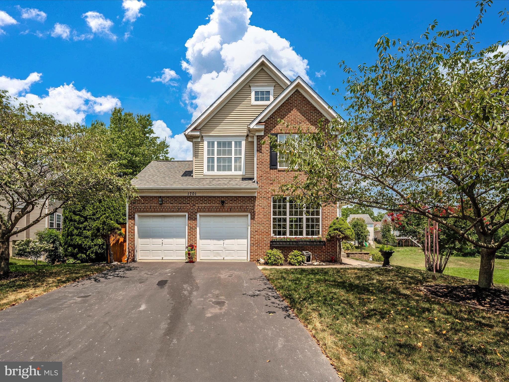 DEARBOUGHT - Residential