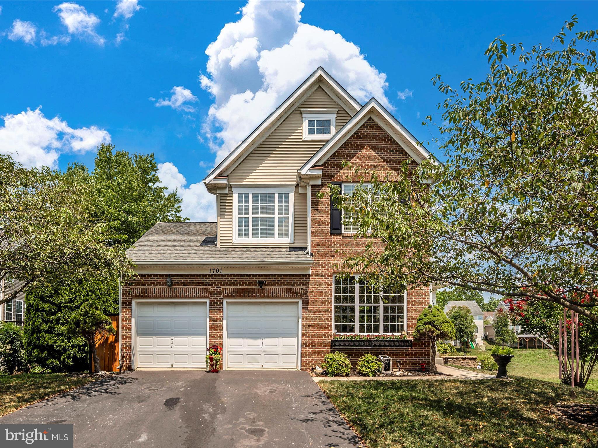 DEARBOUGHT - Residential