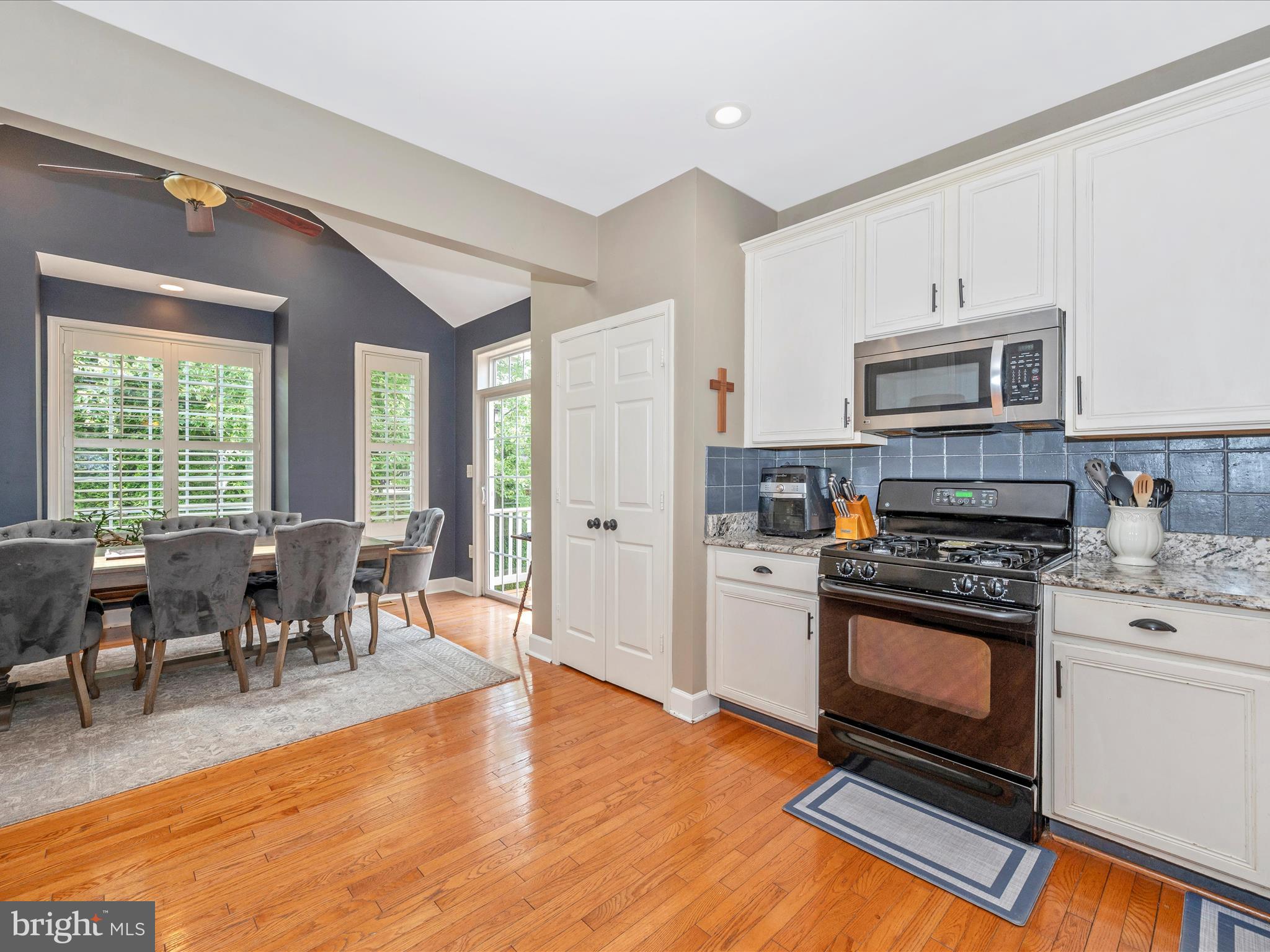 DEARBOUGHT - Residential