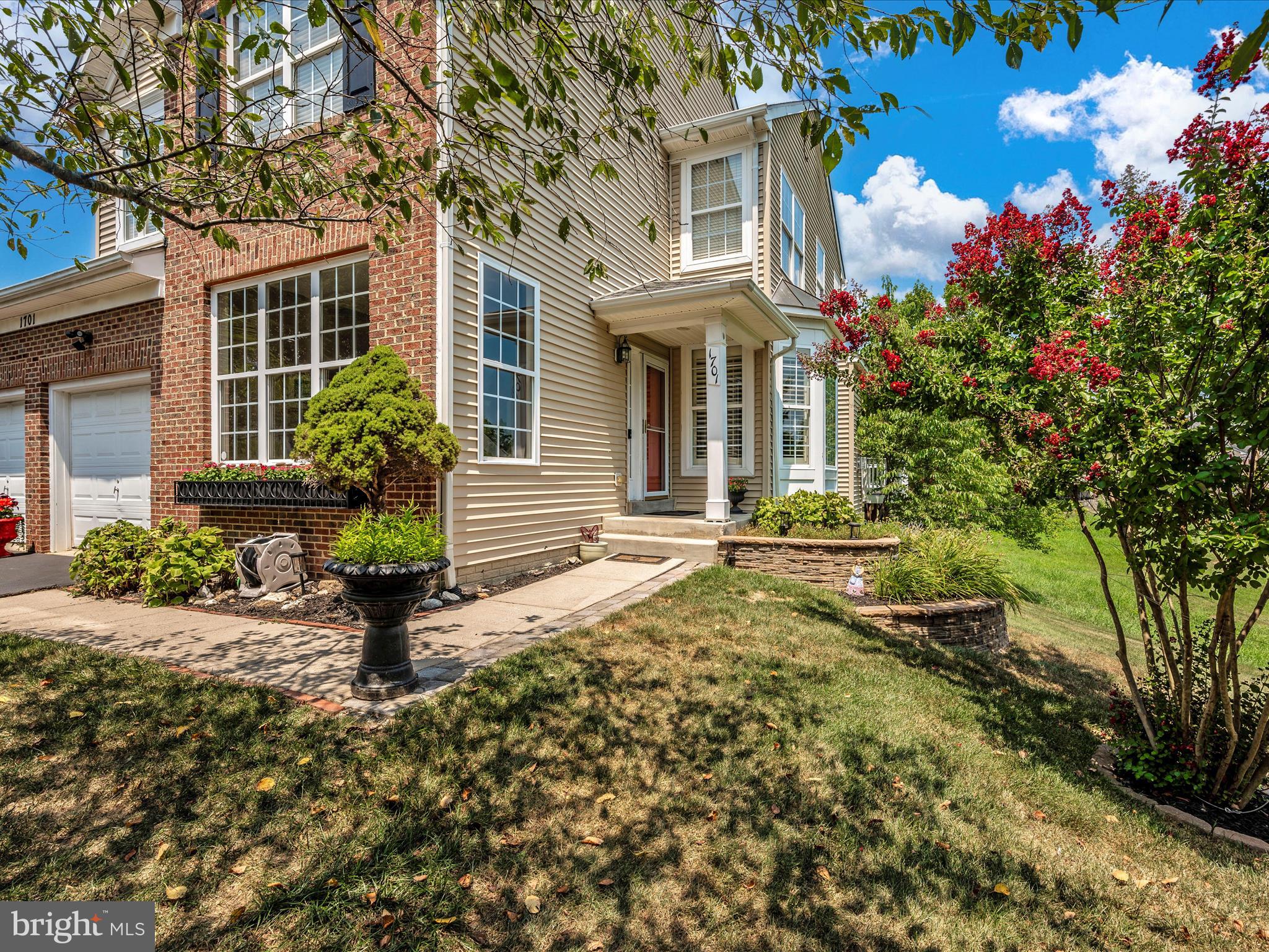 DEARBOUGHT - Residential