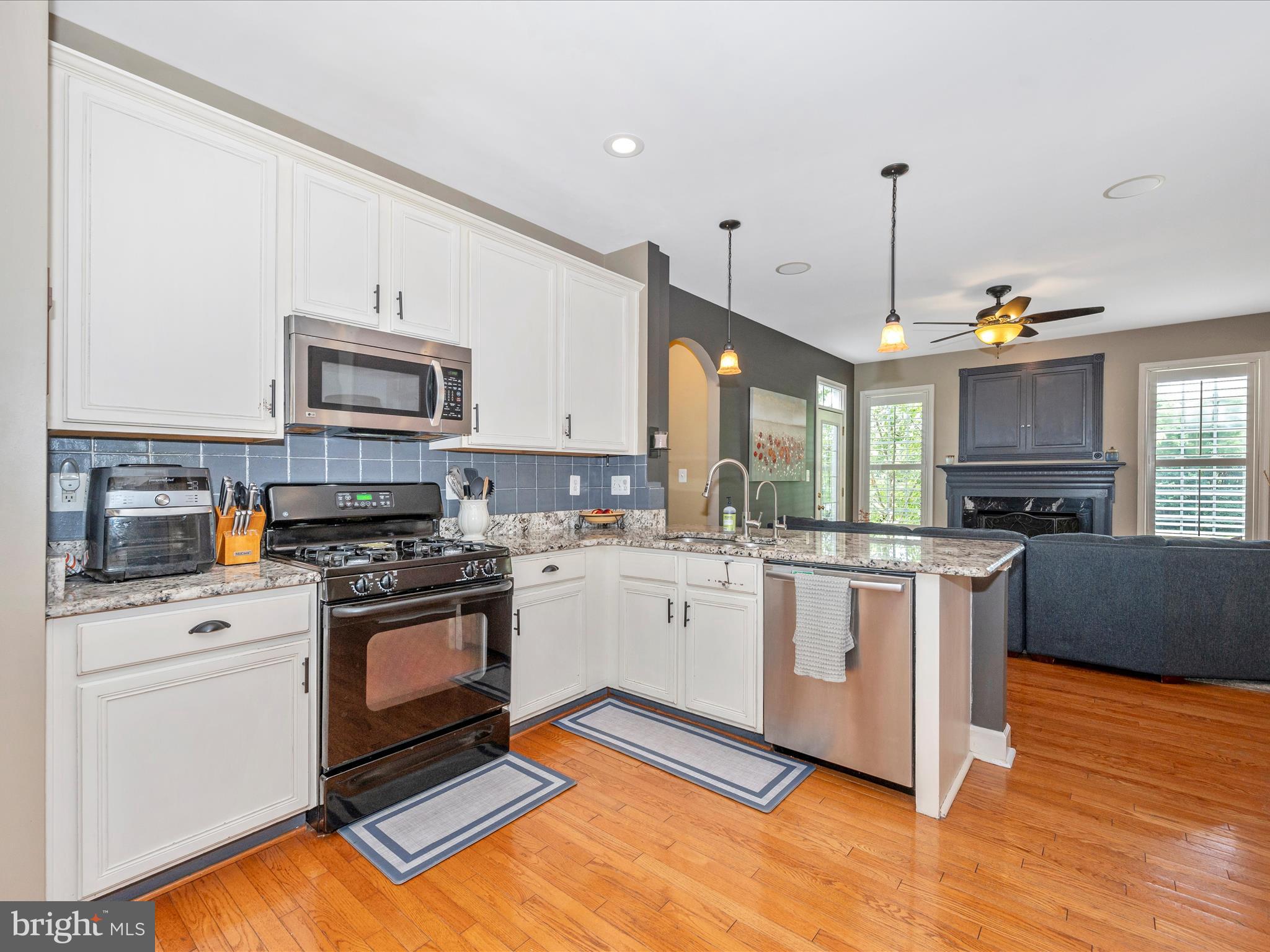 DEARBOUGHT - Residential