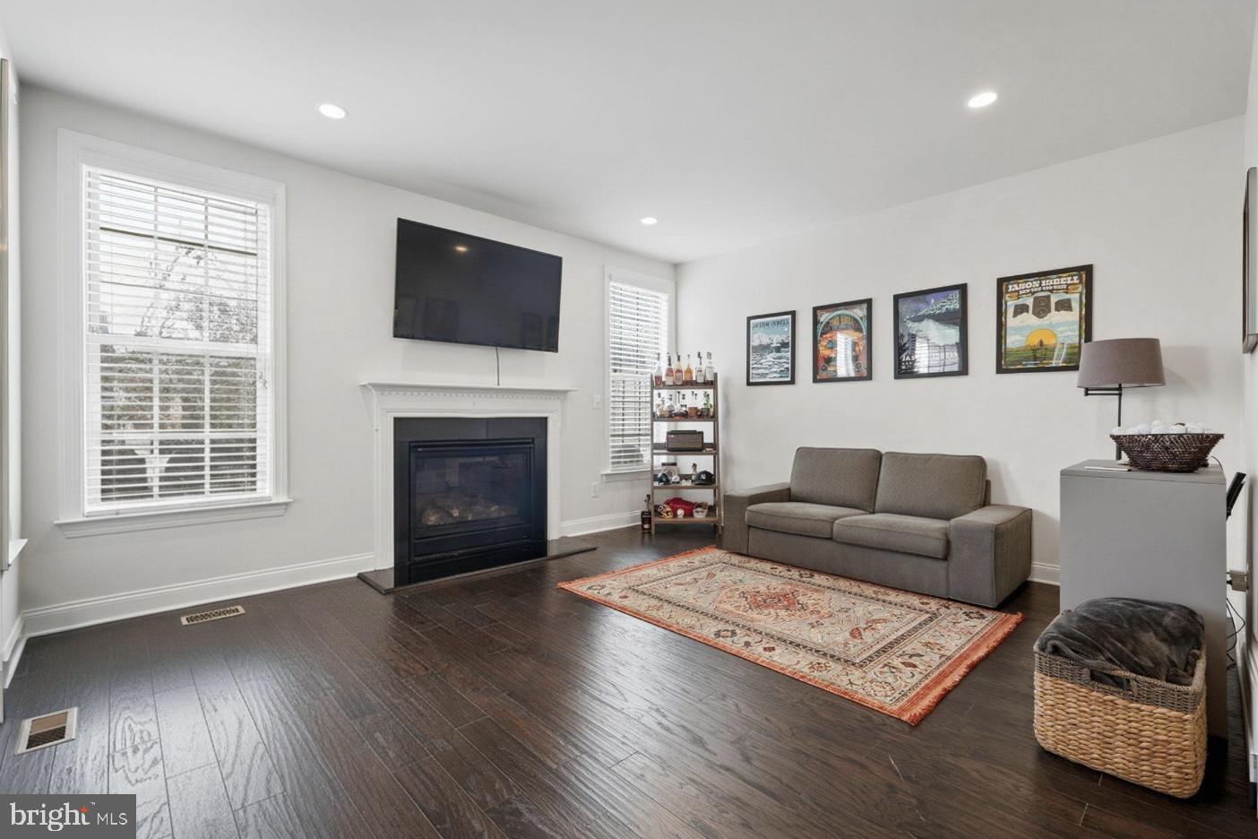 MOOREFIELD STATION - Residential