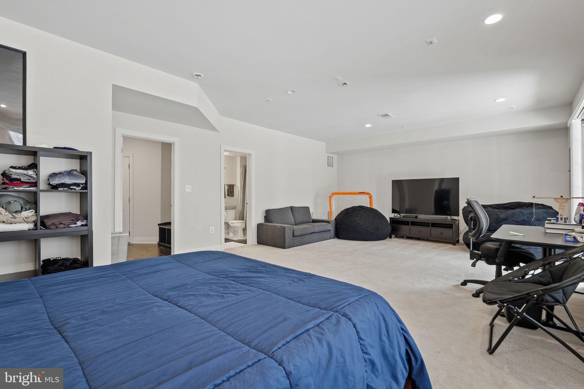 MOOREFIELD STATION - Residential