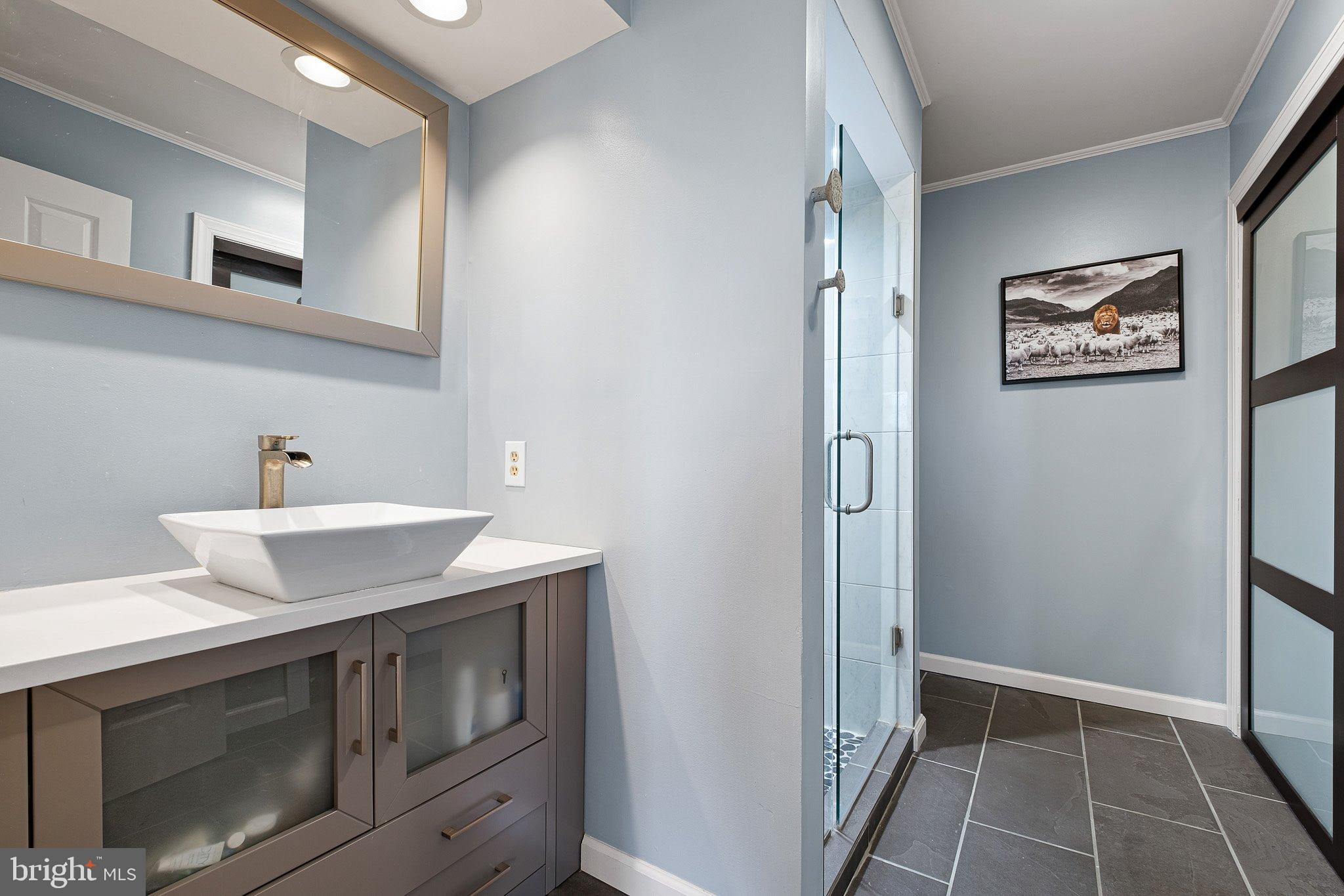 COOL SPRING - Residential