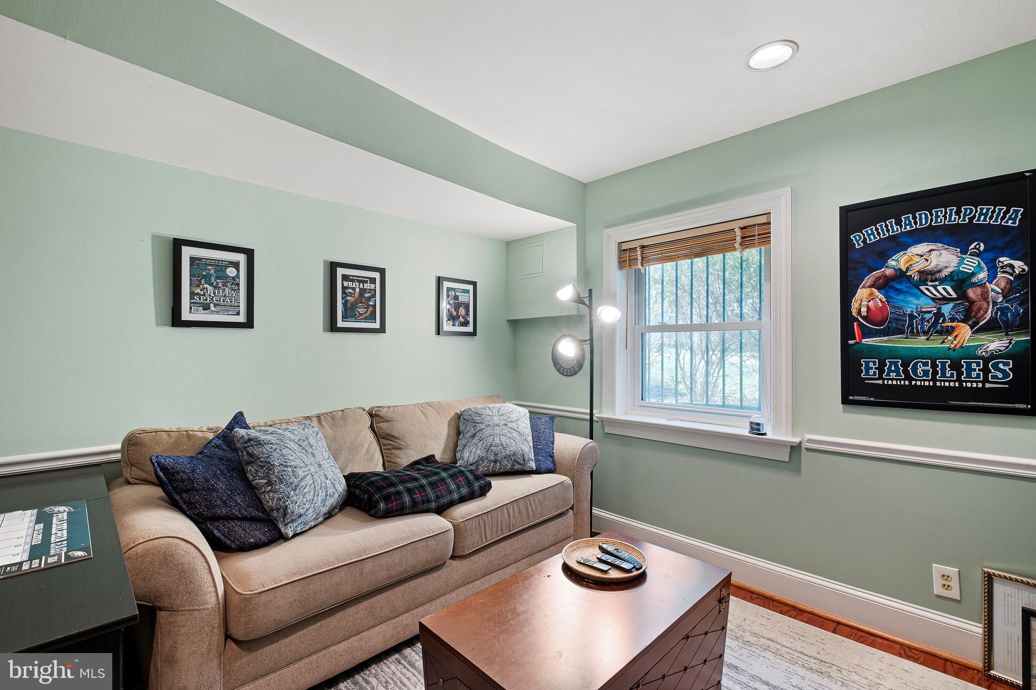 COOL SPRING - Residential