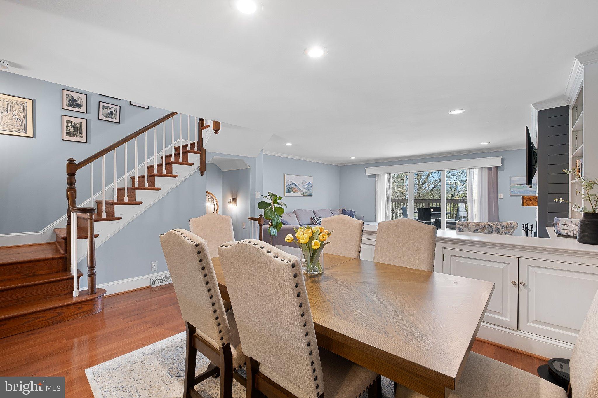 COOL SPRING - Residential