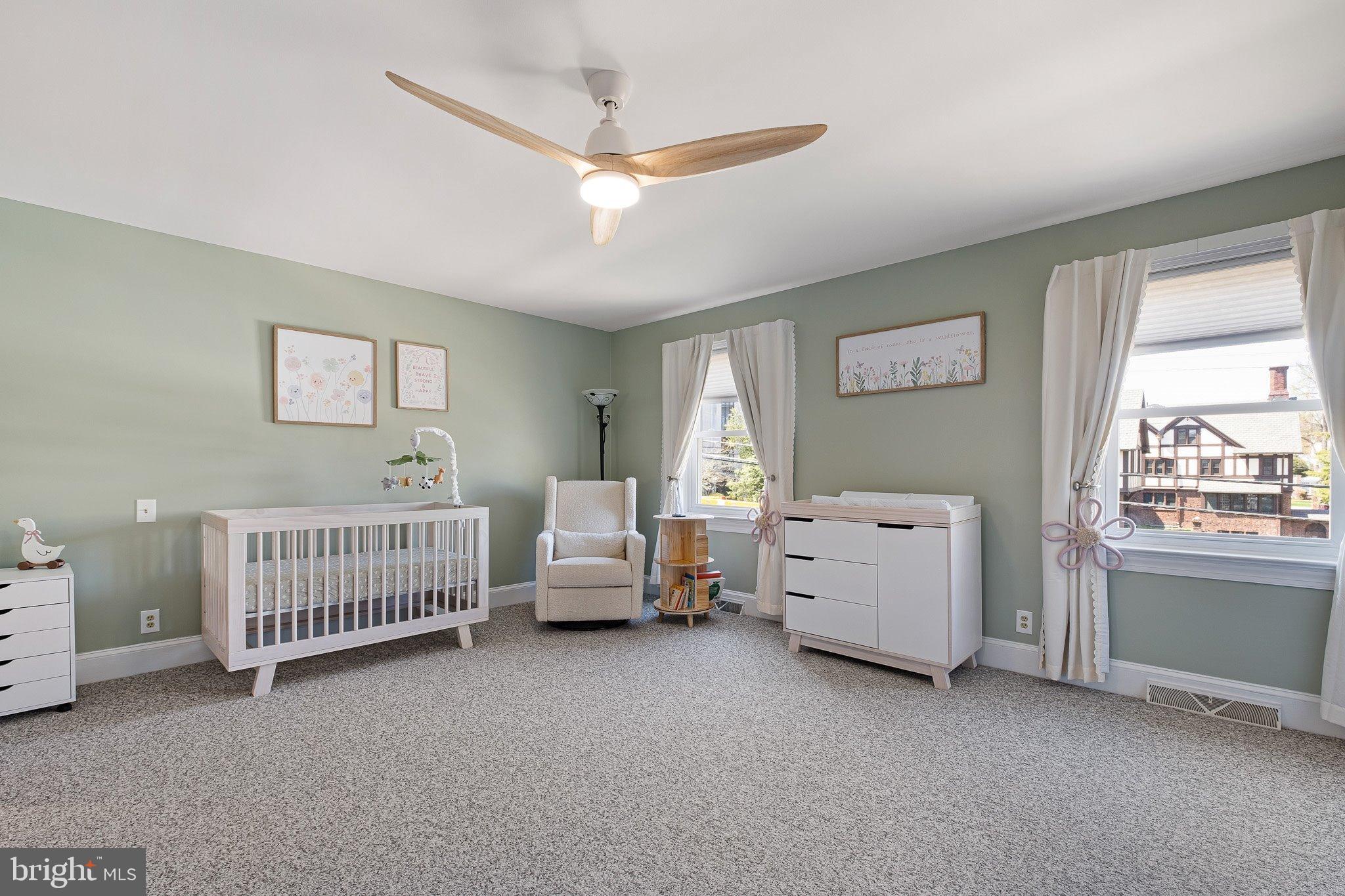 COOL SPRING - Residential