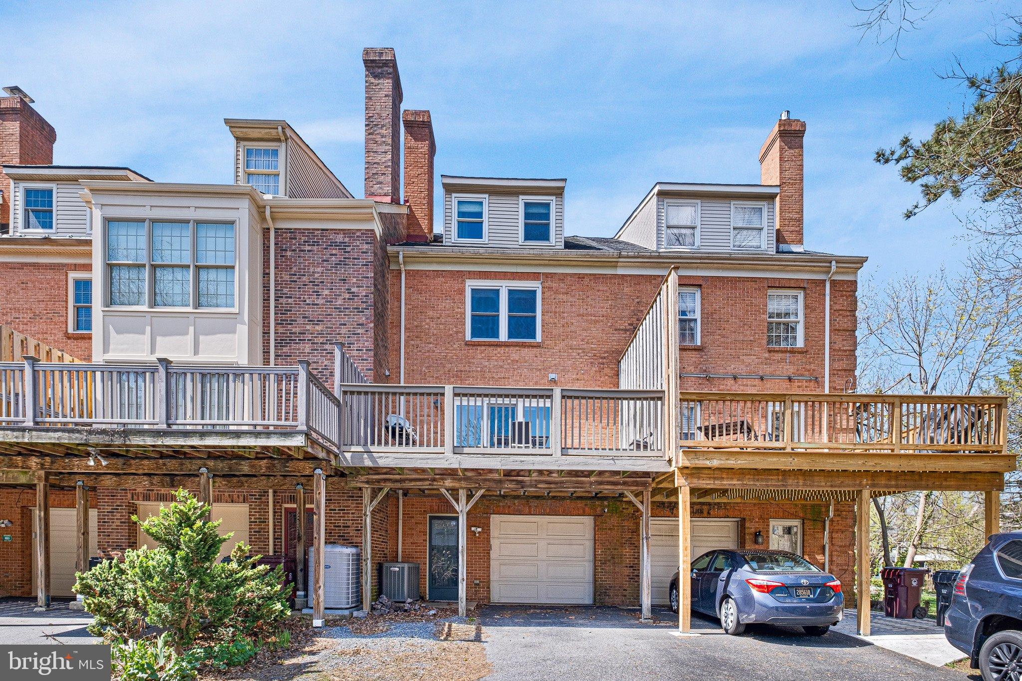 COOL SPRING - Residential