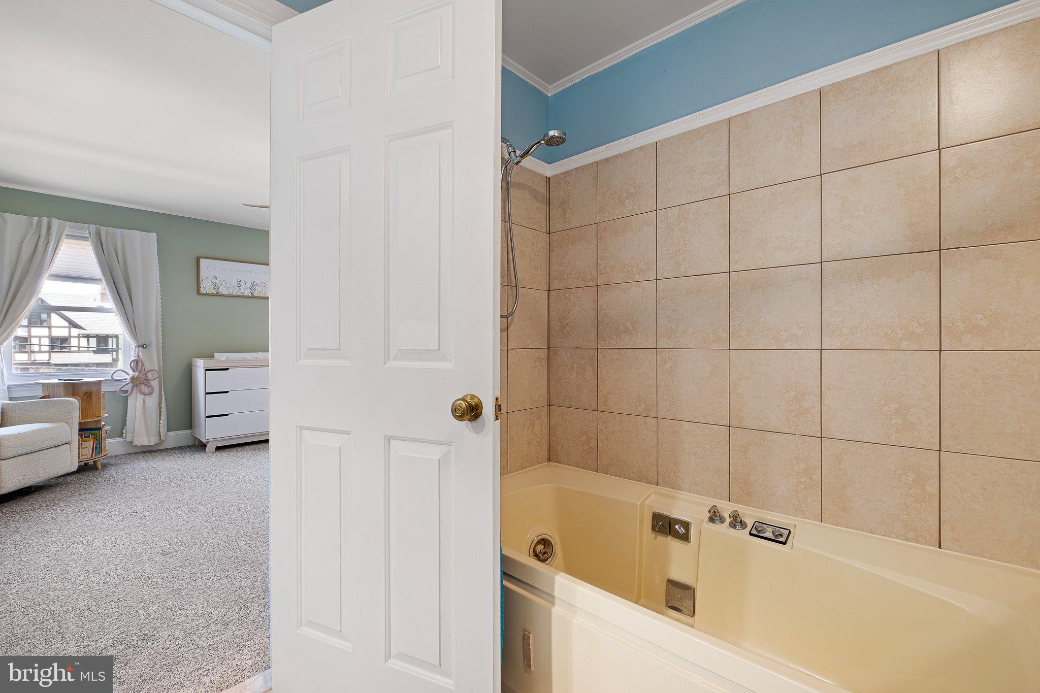 COOL SPRING - Residential