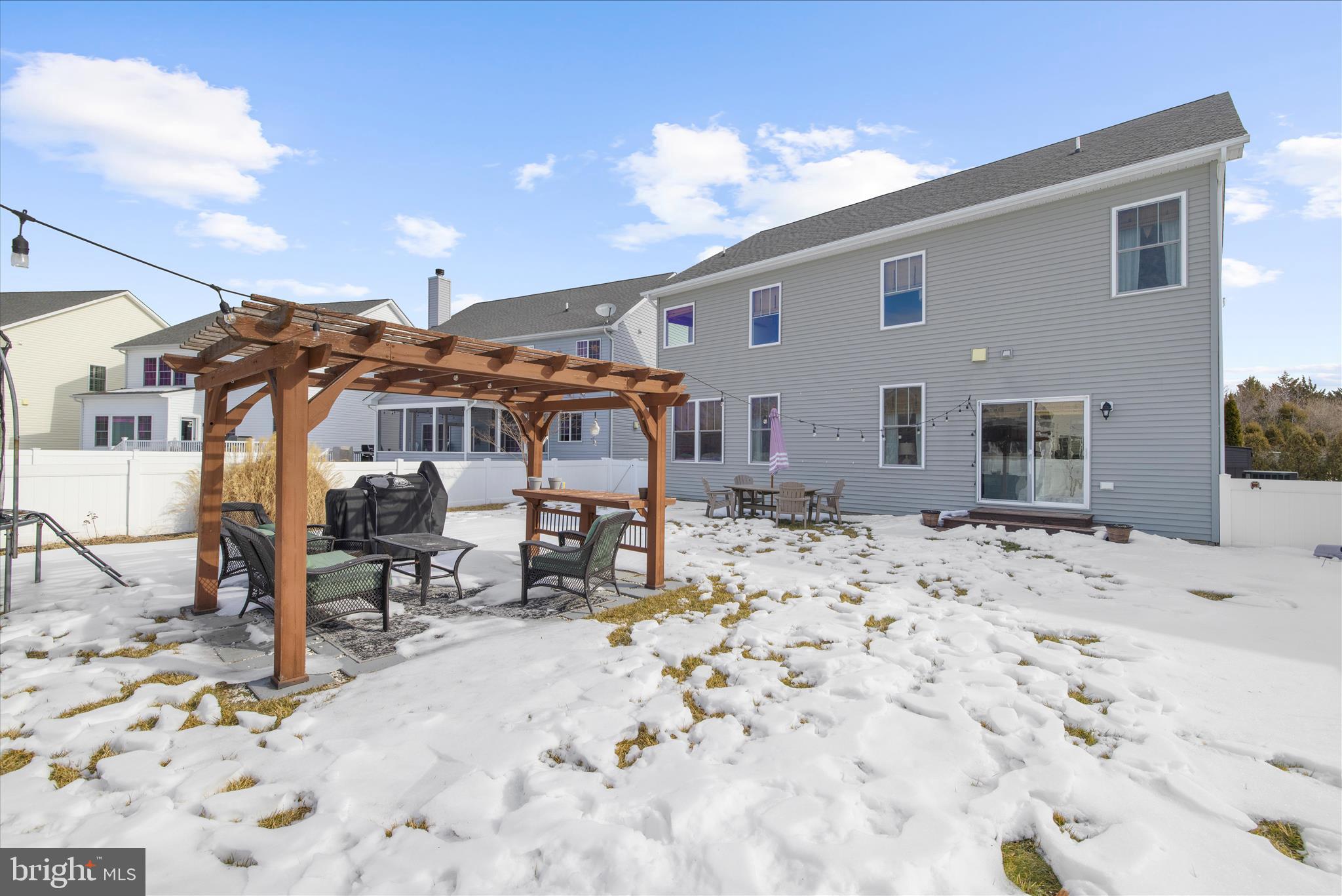 ELLENDALE - Residential