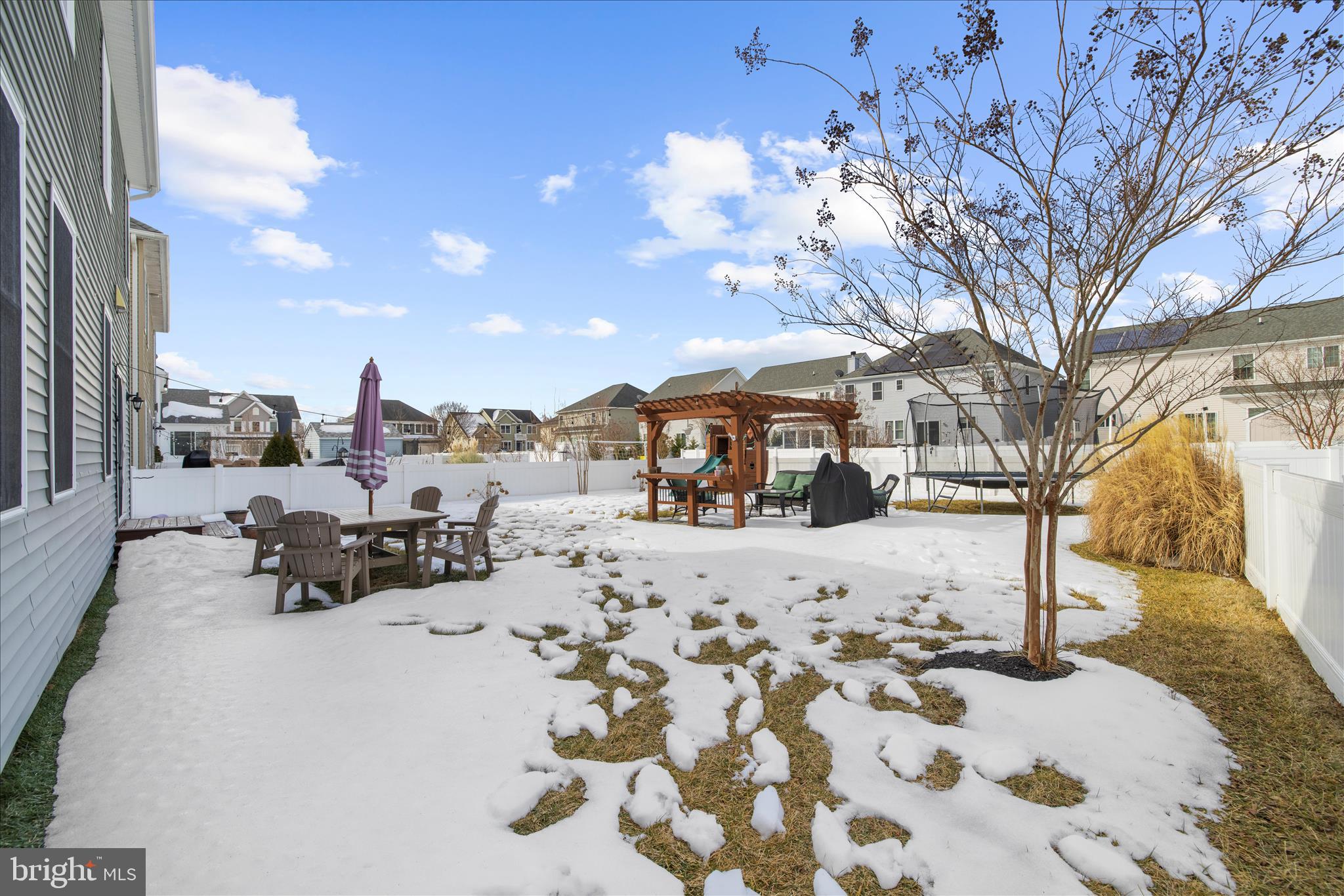 ELLENDALE - Residential