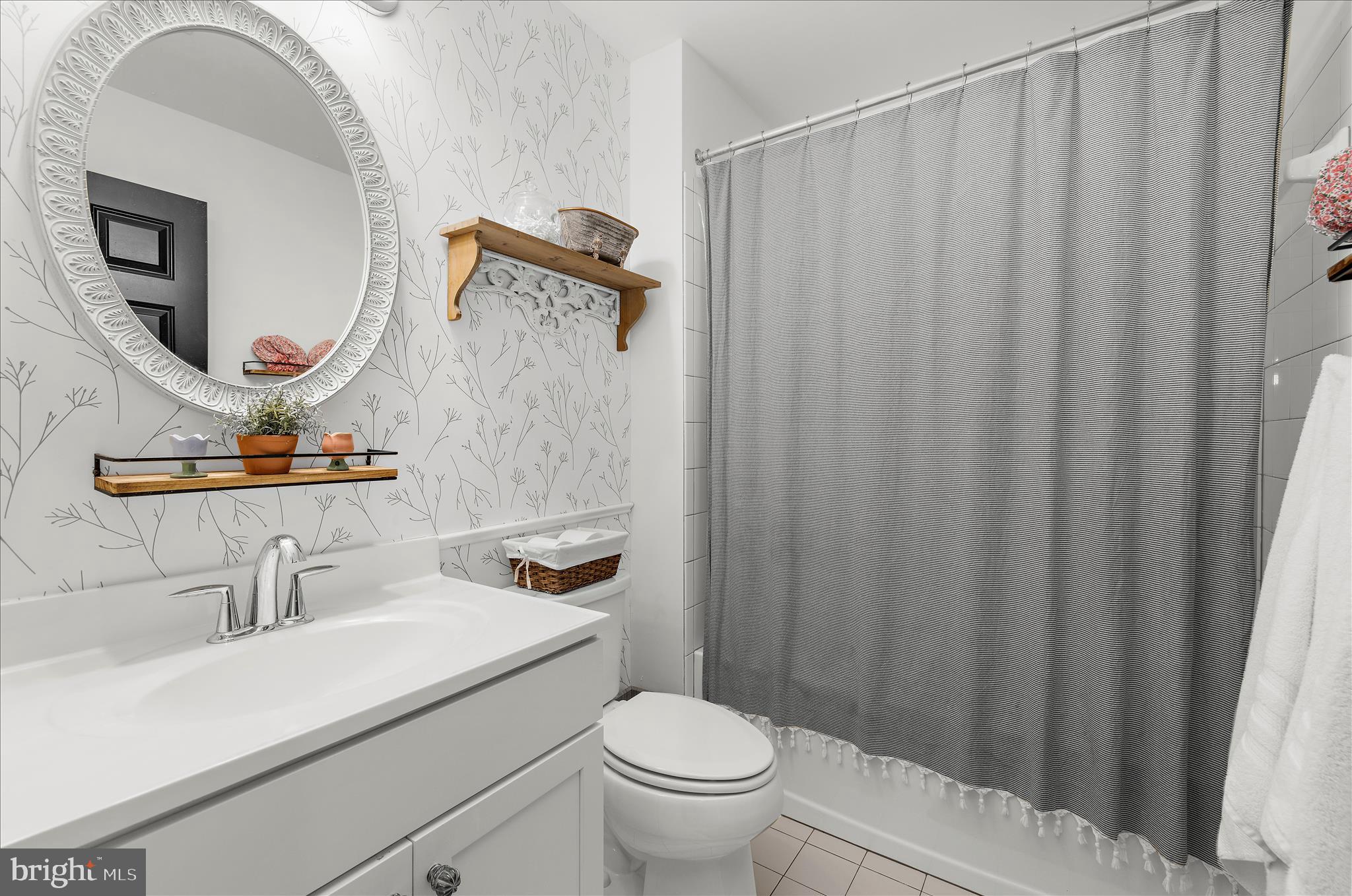 ELLENDALE - Residential