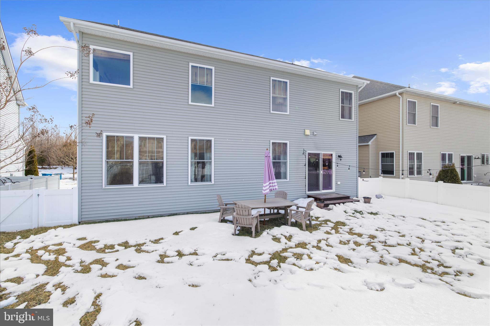 ELLENDALE - Residential