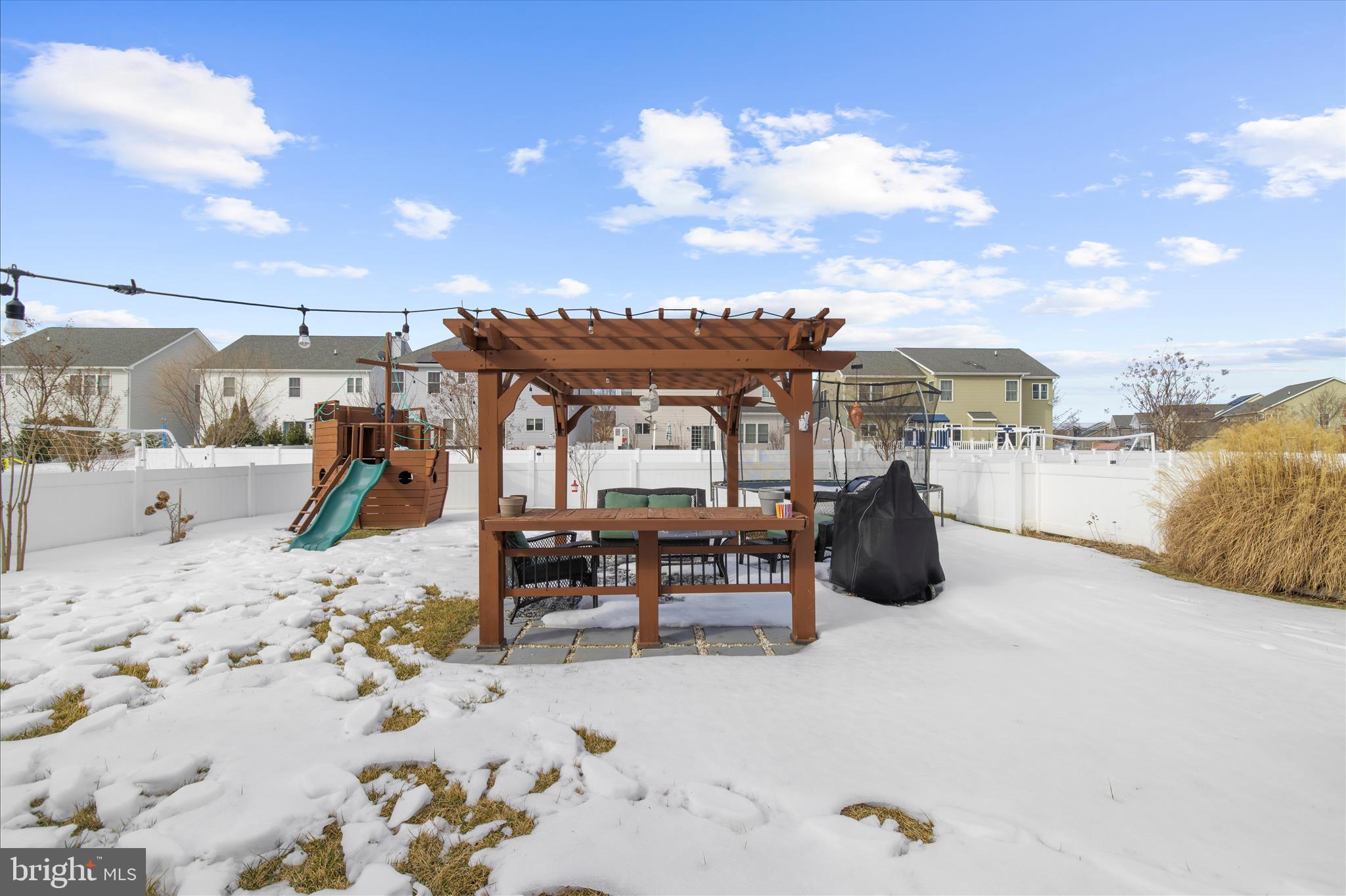 ELLENDALE - Residential