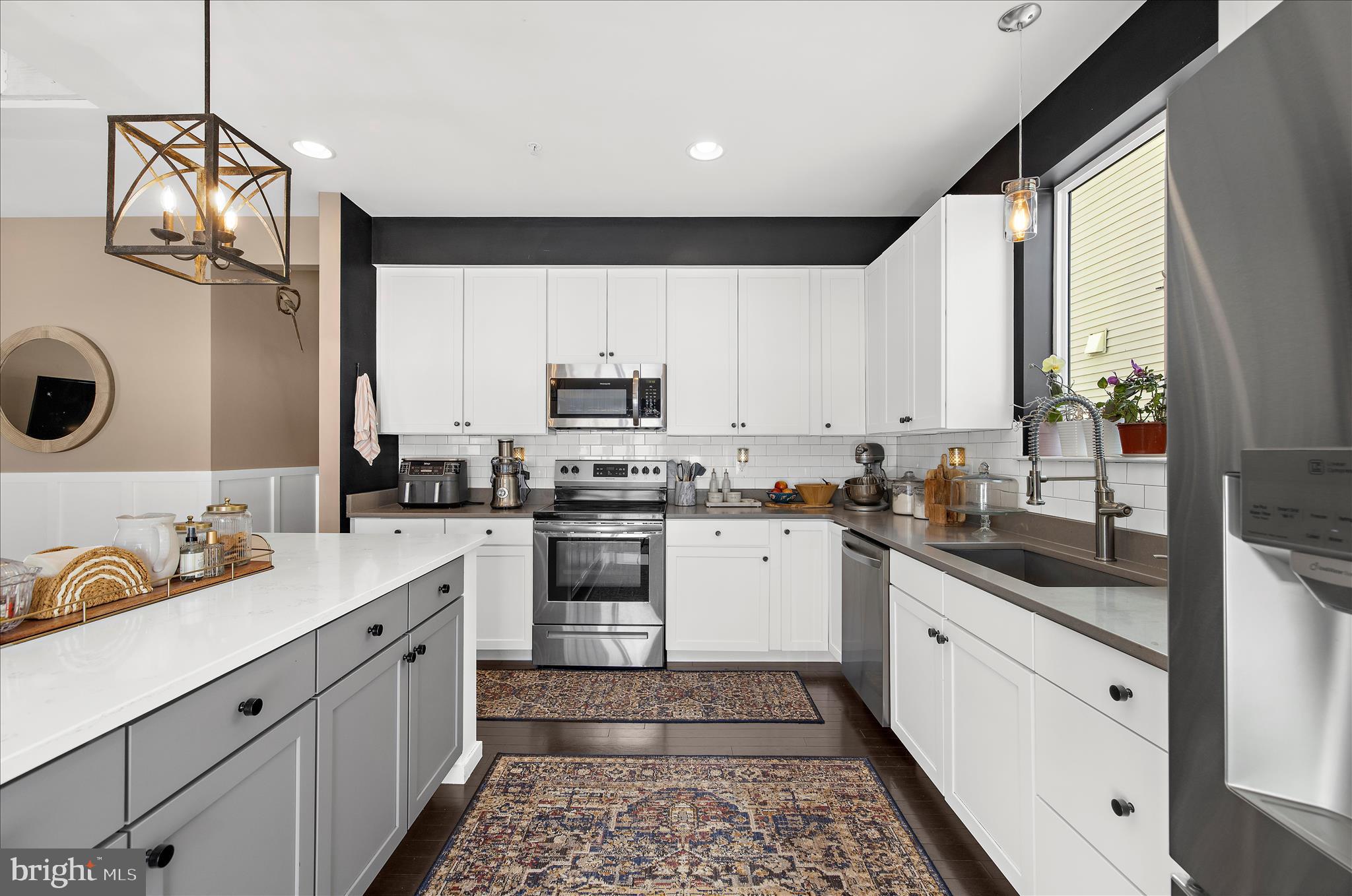 ELLENDALE - Residential