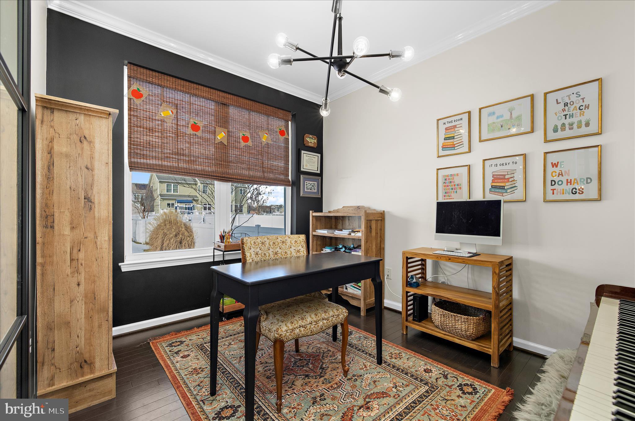 ELLENDALE - Residential