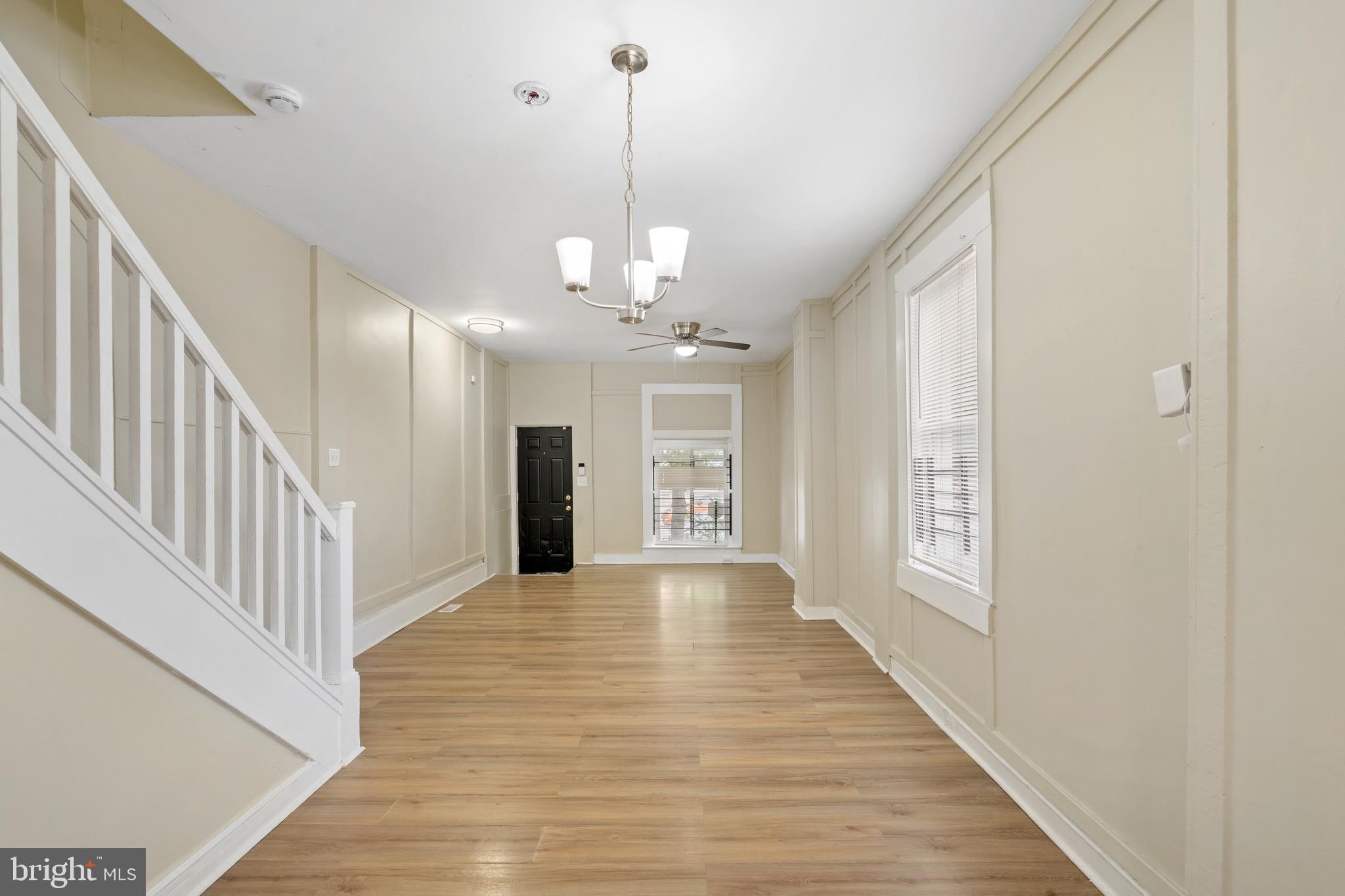 123 N EAST AVENUE