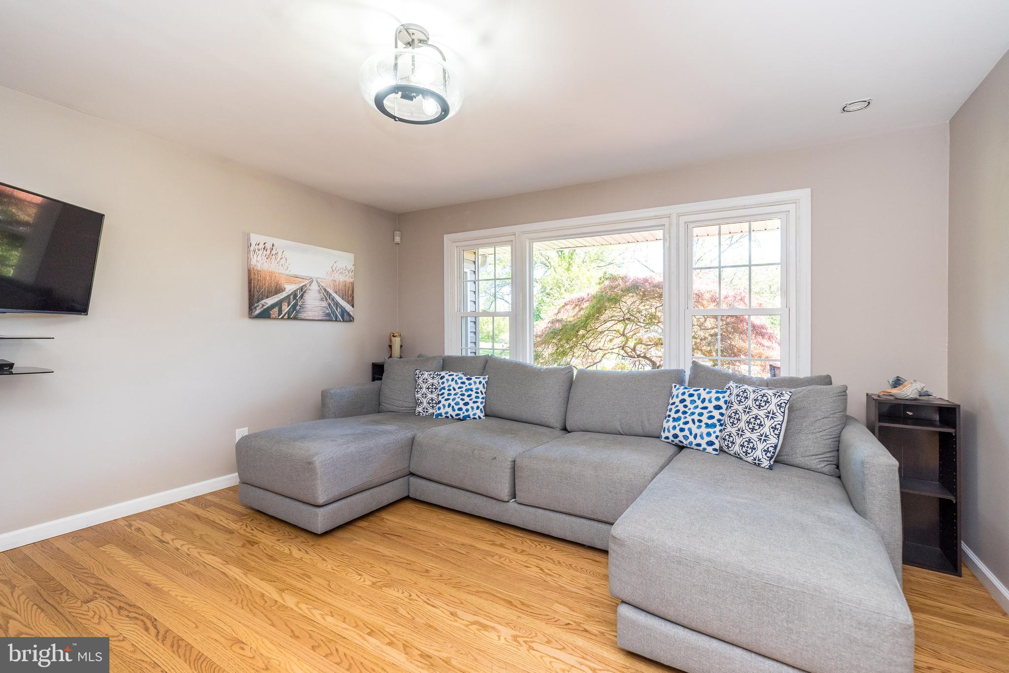 BLUE BELL GLENN - Residential