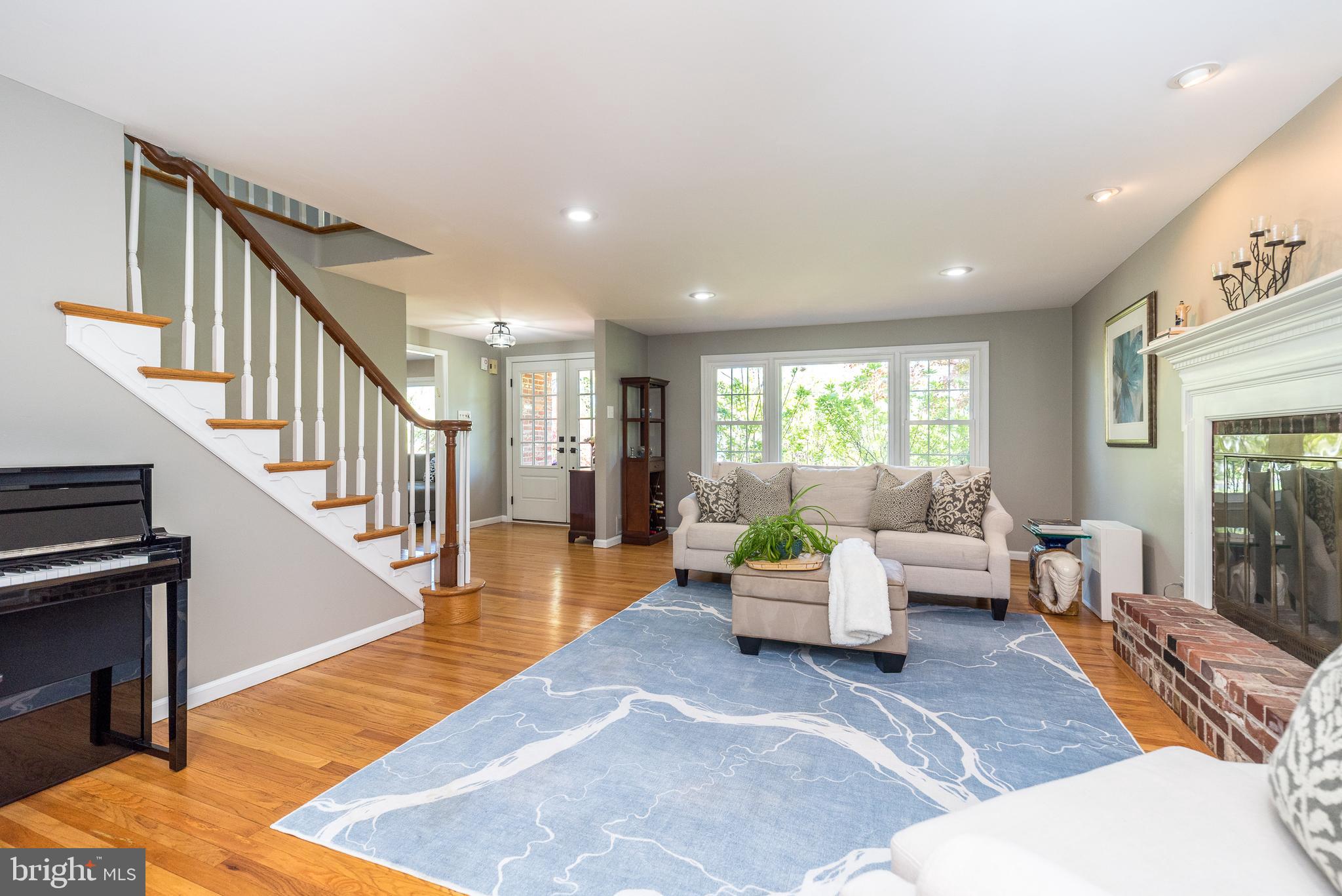 BLUE BELL GLENN - Residential