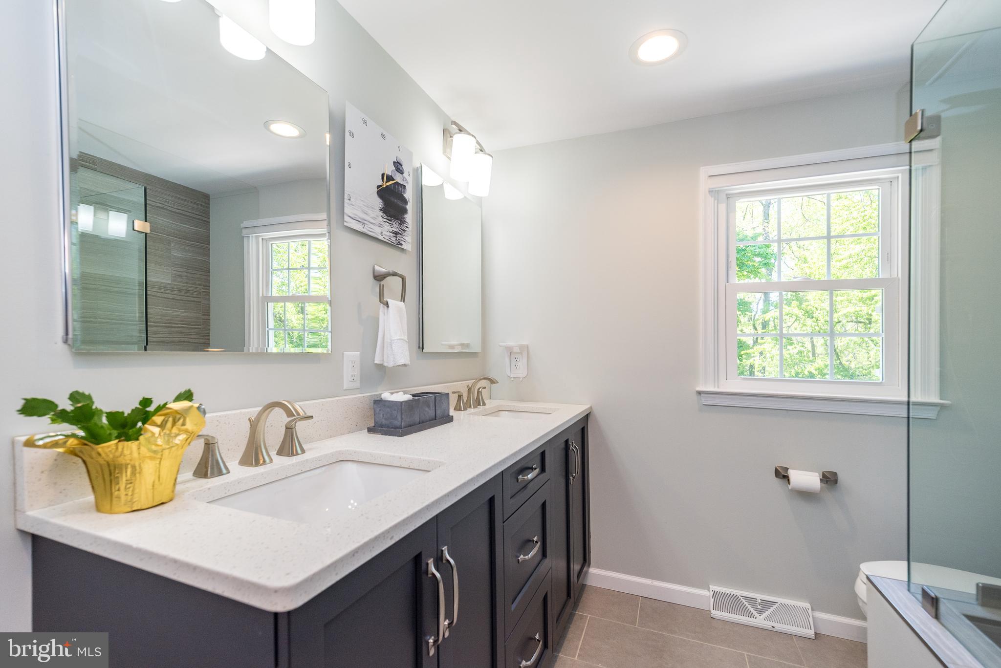 BLUE BELL GLENN - Residential