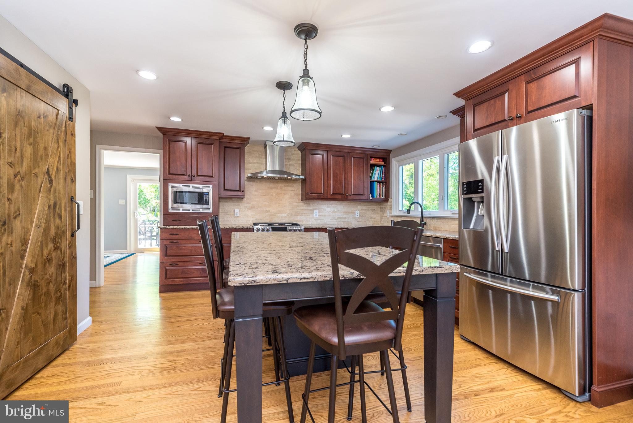 BLUE BELL GLENN - Residential