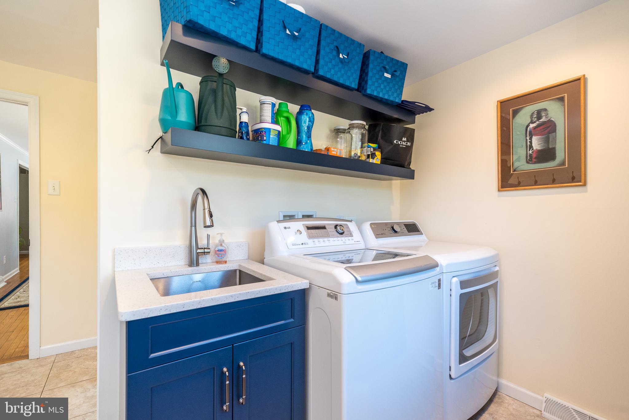 BLUE BELL GLENN - Residential