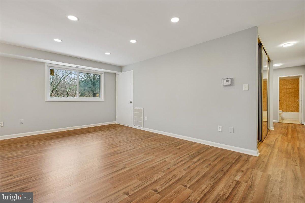 3355 UNIVERSITY BOULEVARD W 206