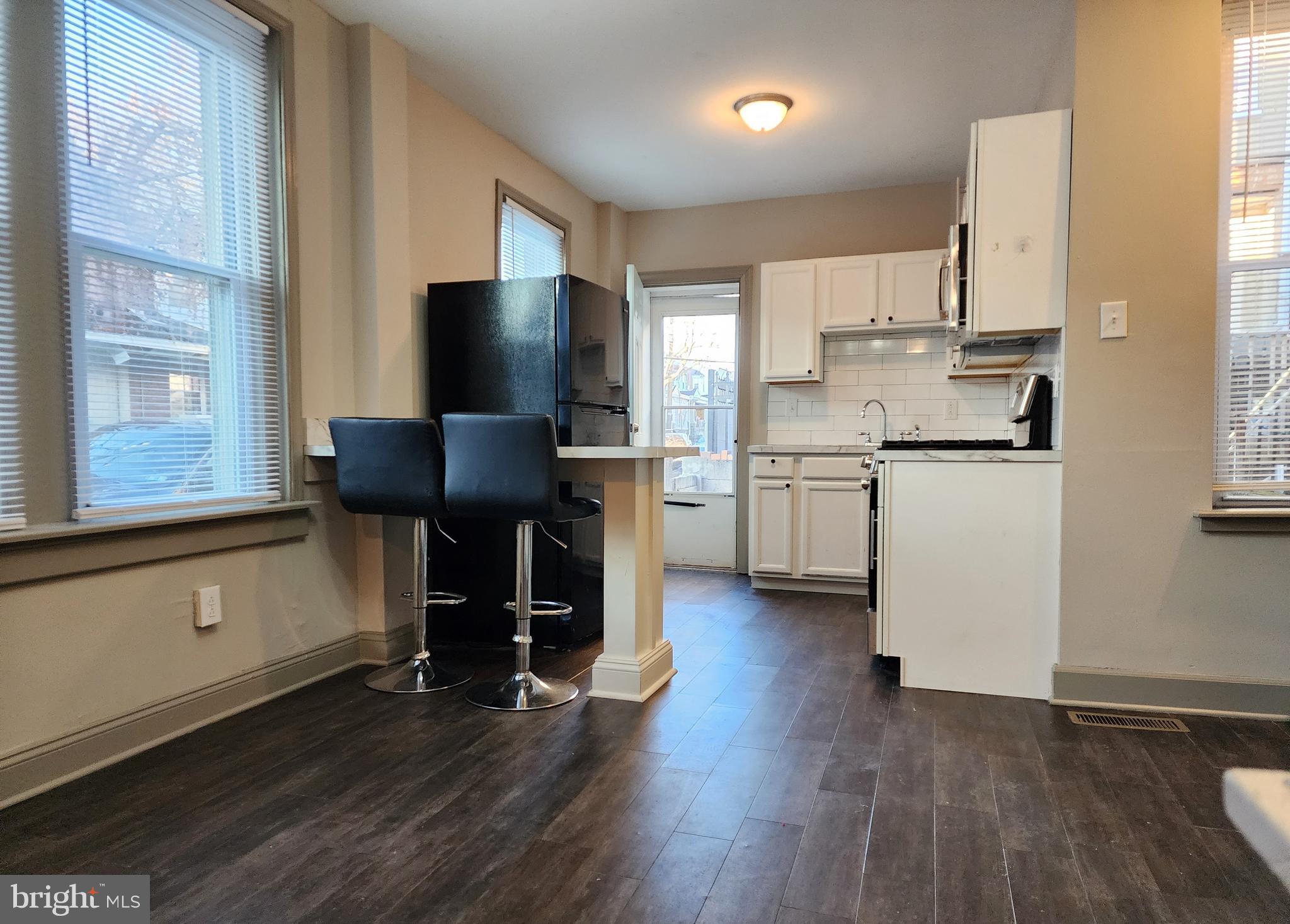 STRAWBERRY MANSION - Residential Lease