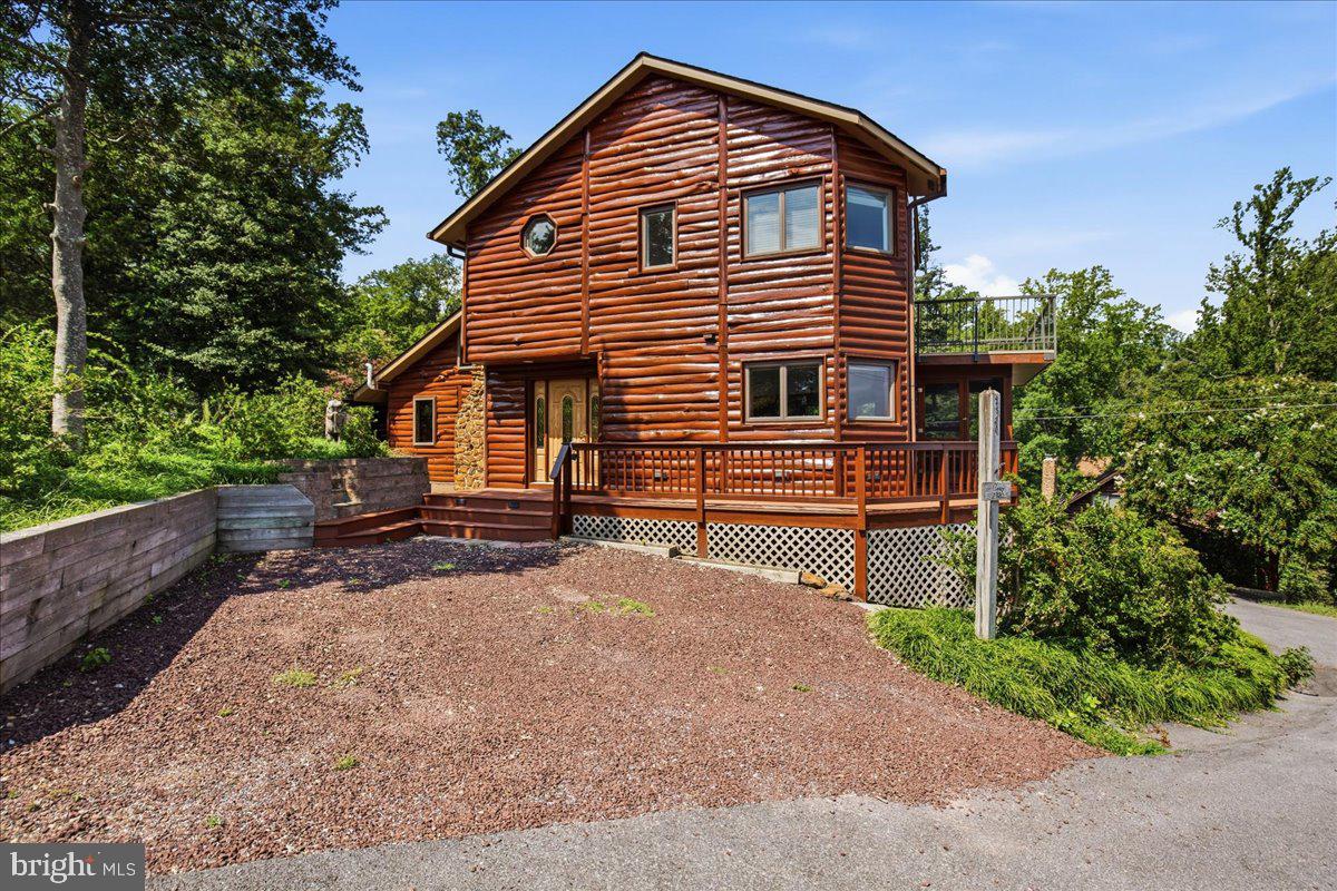 2320 ACACIA ROAD