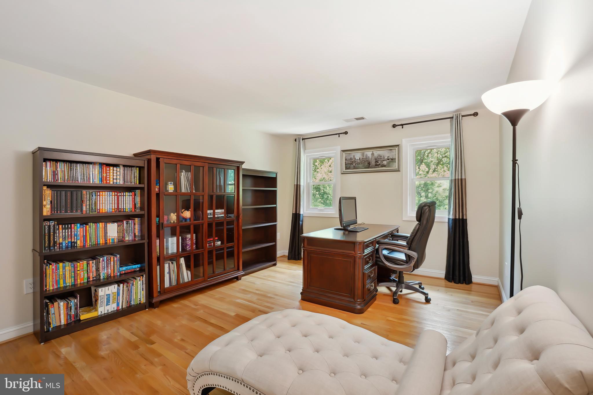 LAKE POTOMAC - Residential