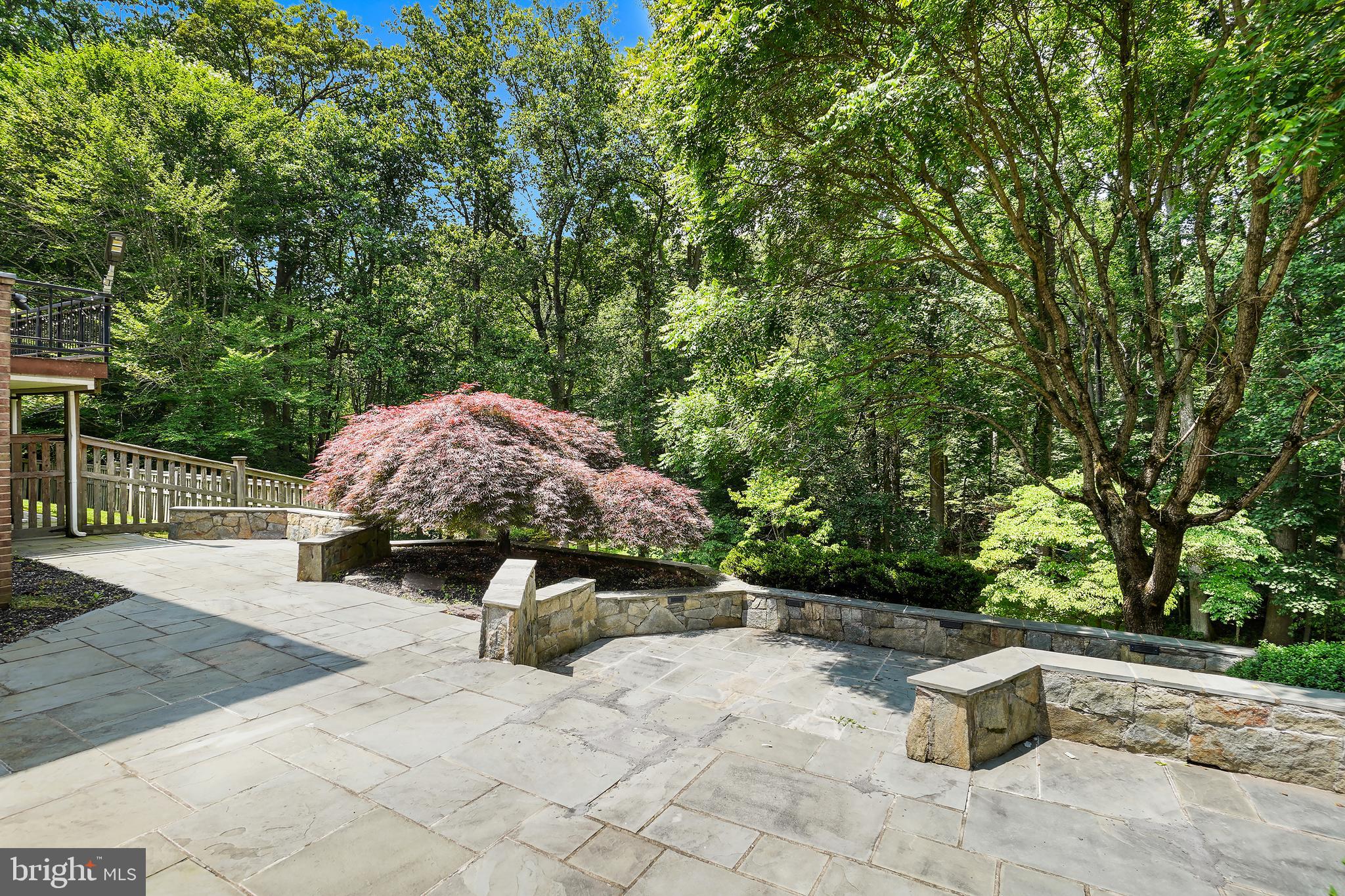 LAKE POTOMAC - Residential