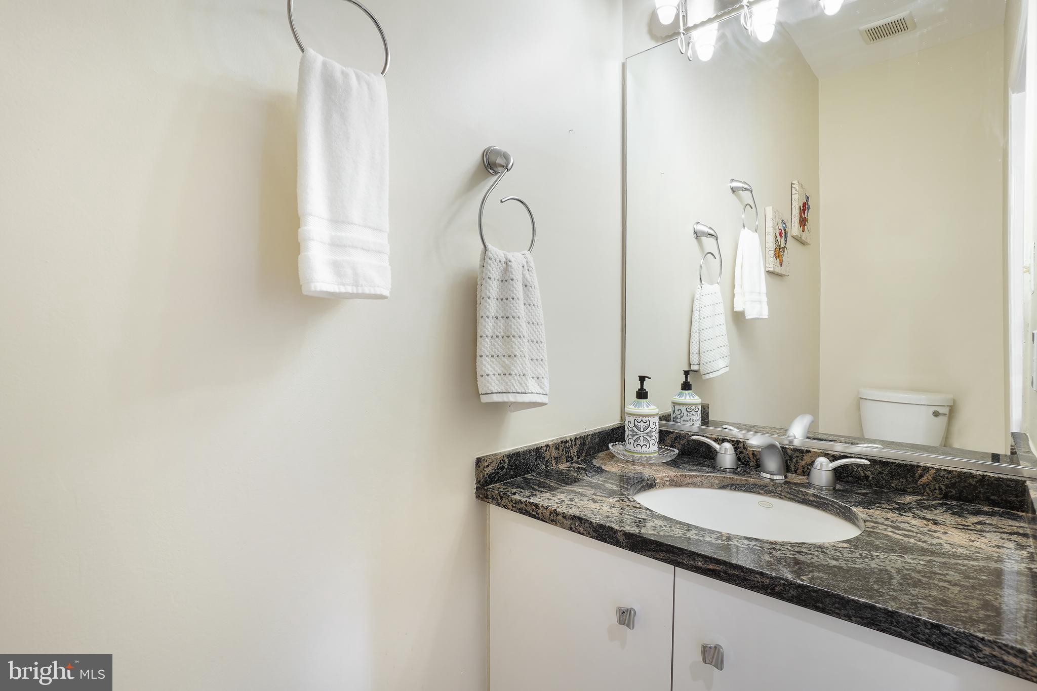 LAKE POTOMAC - Residential