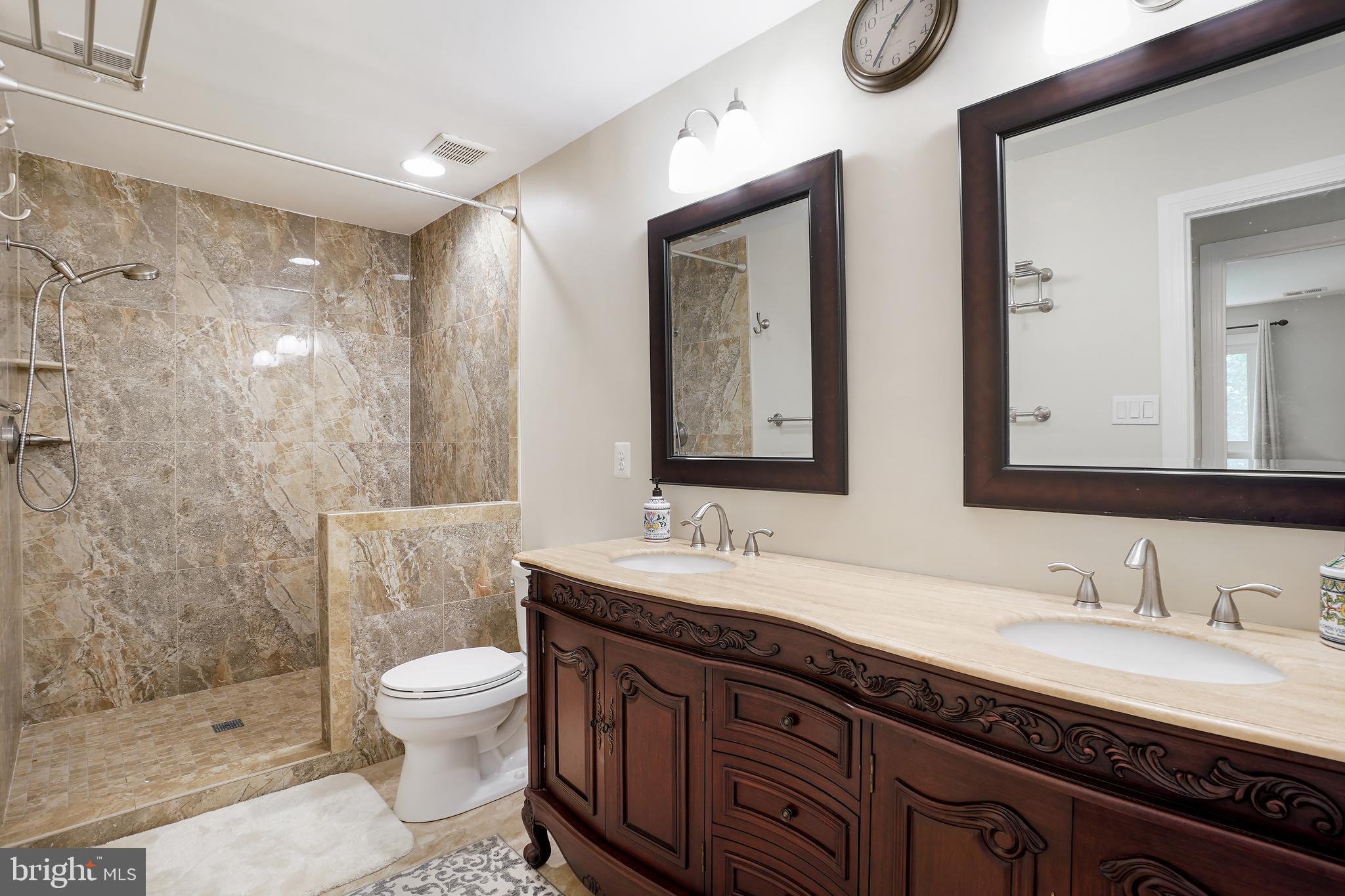 LAKE POTOMAC - Residential