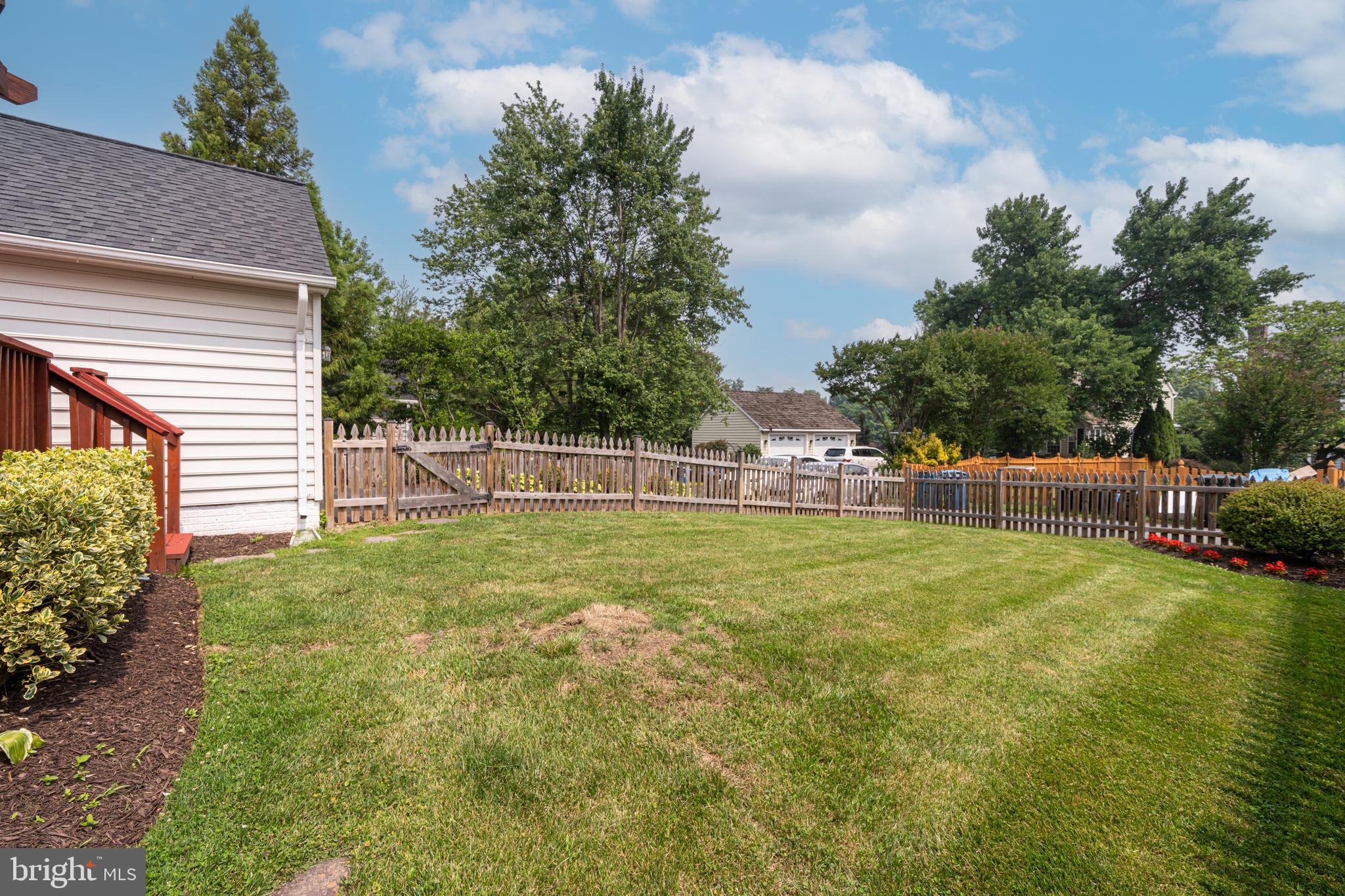 SOUTH RIDING - Residential