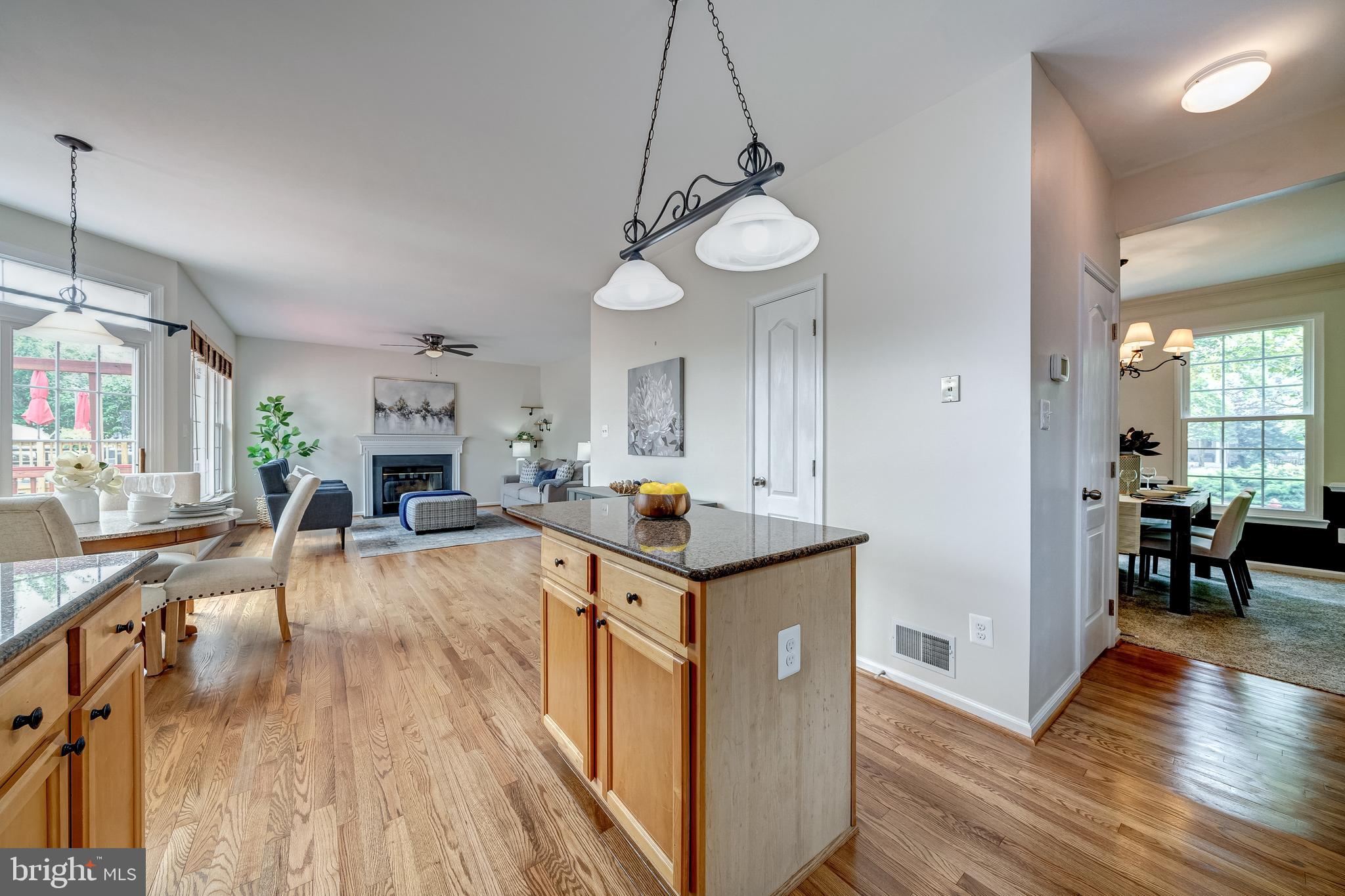 SOUTH RIDING - Residential